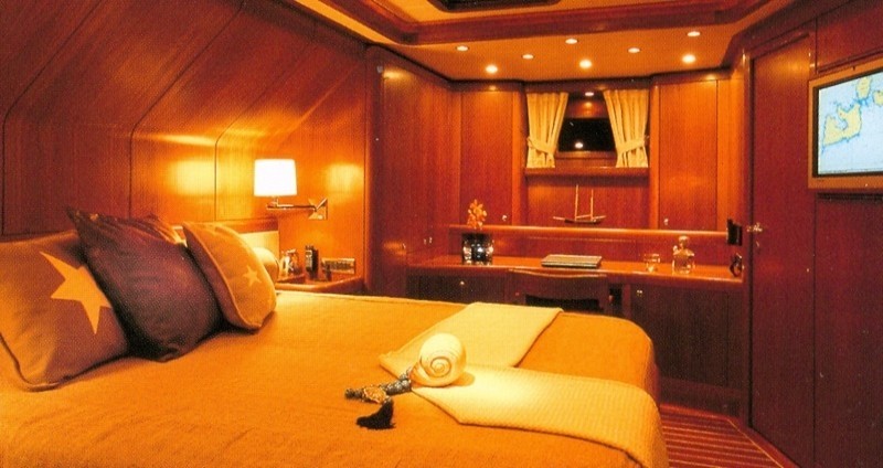 [37m-Yacht-NALADE]-901-124.jpg