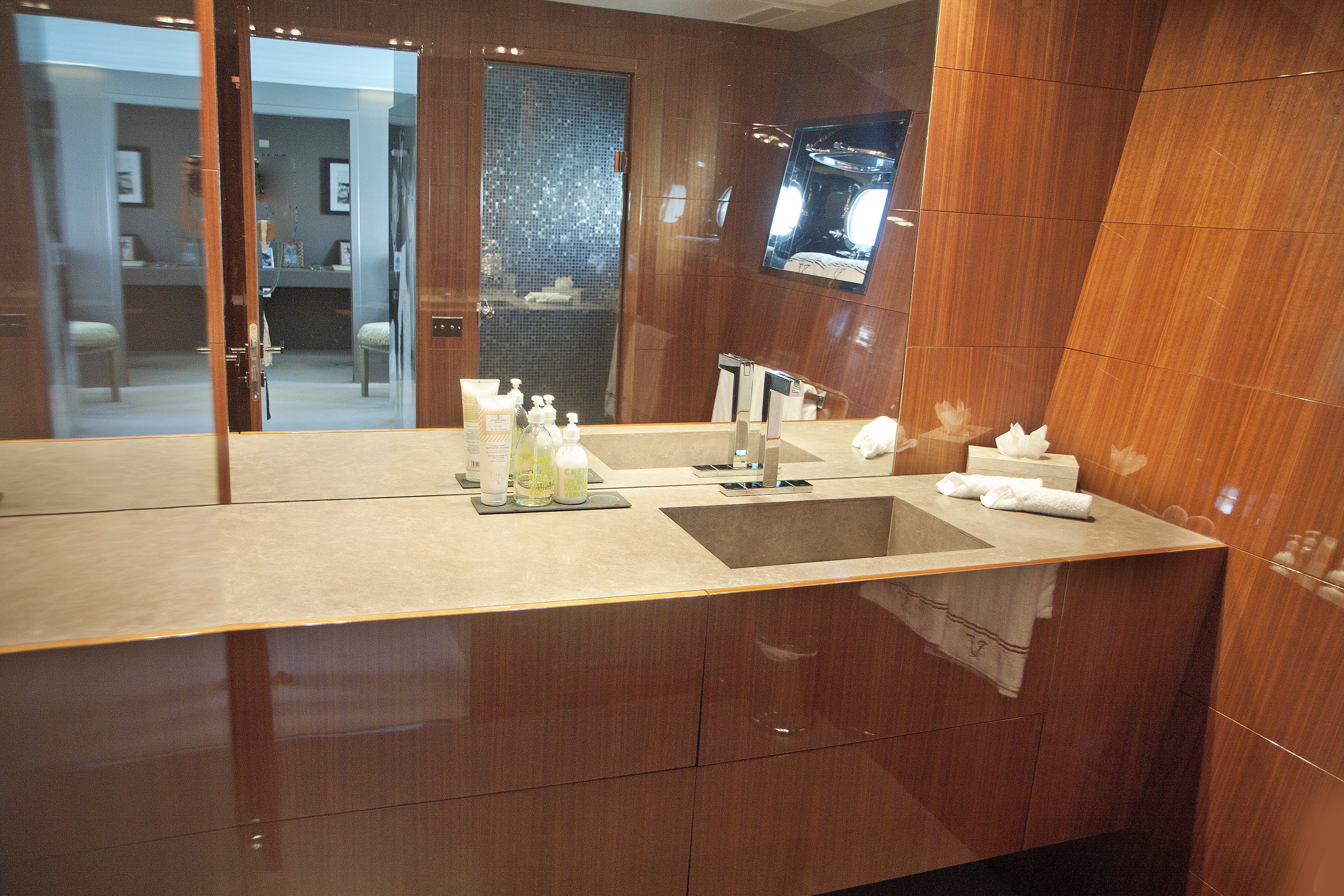 [39m-Yacht-BEACHOUSE]-9998-177.jpg
