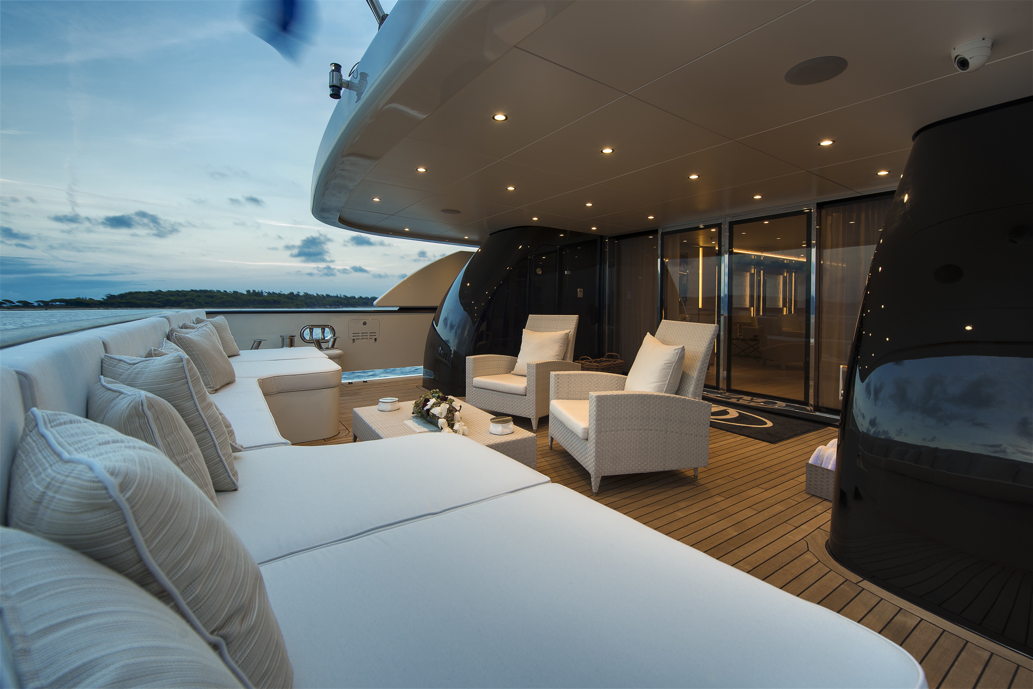 [39m-Yacht-DARLINGS]-9806-131.jpg