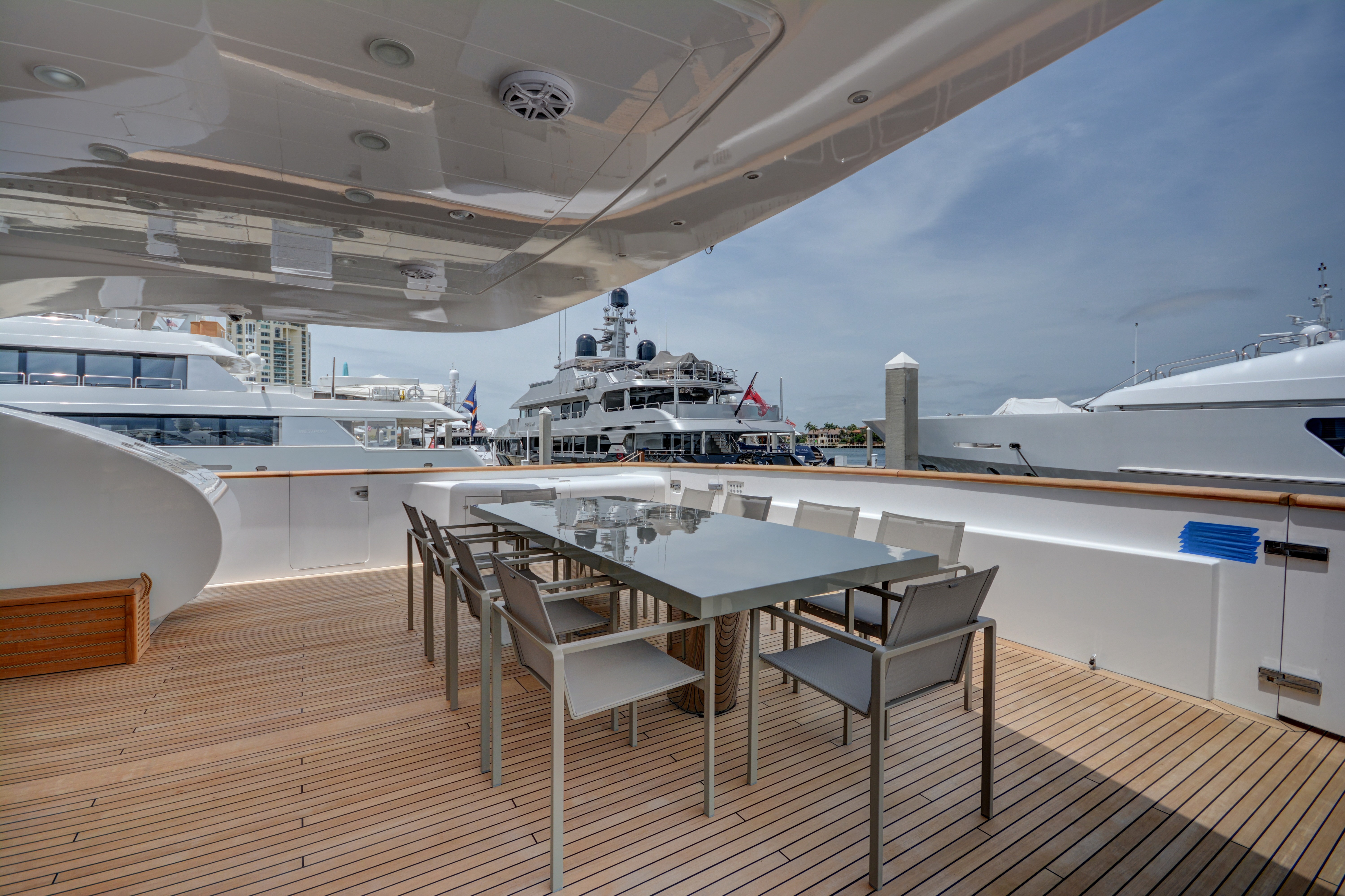 [39m-Yacht-HUNTER]-9925-55.jpg