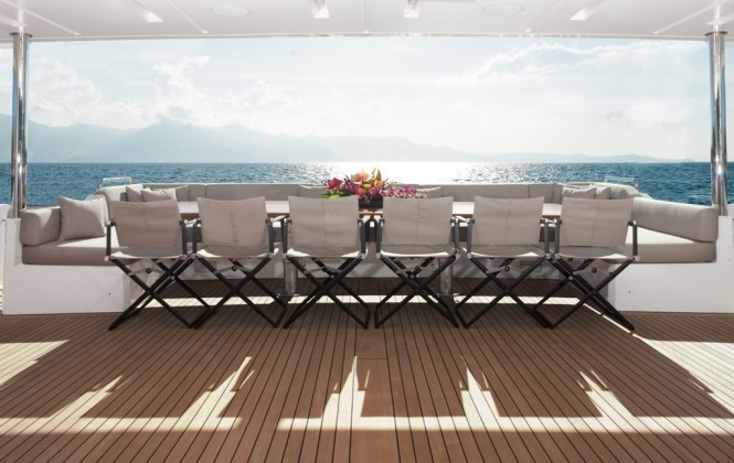 [42m-Yacht-CHEERS-46]-9276-18.jpg