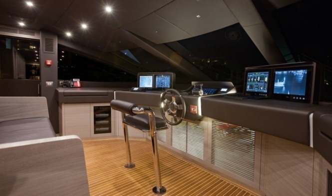 [42m-Yacht-CHEERS-46]-9276-79.jpg