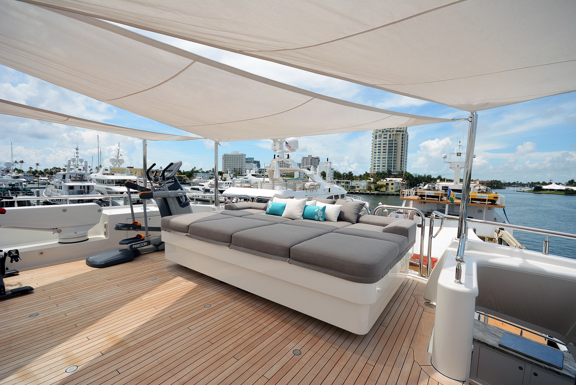 [49m-Yacht-AQUAVITA]-9370-147.jpg