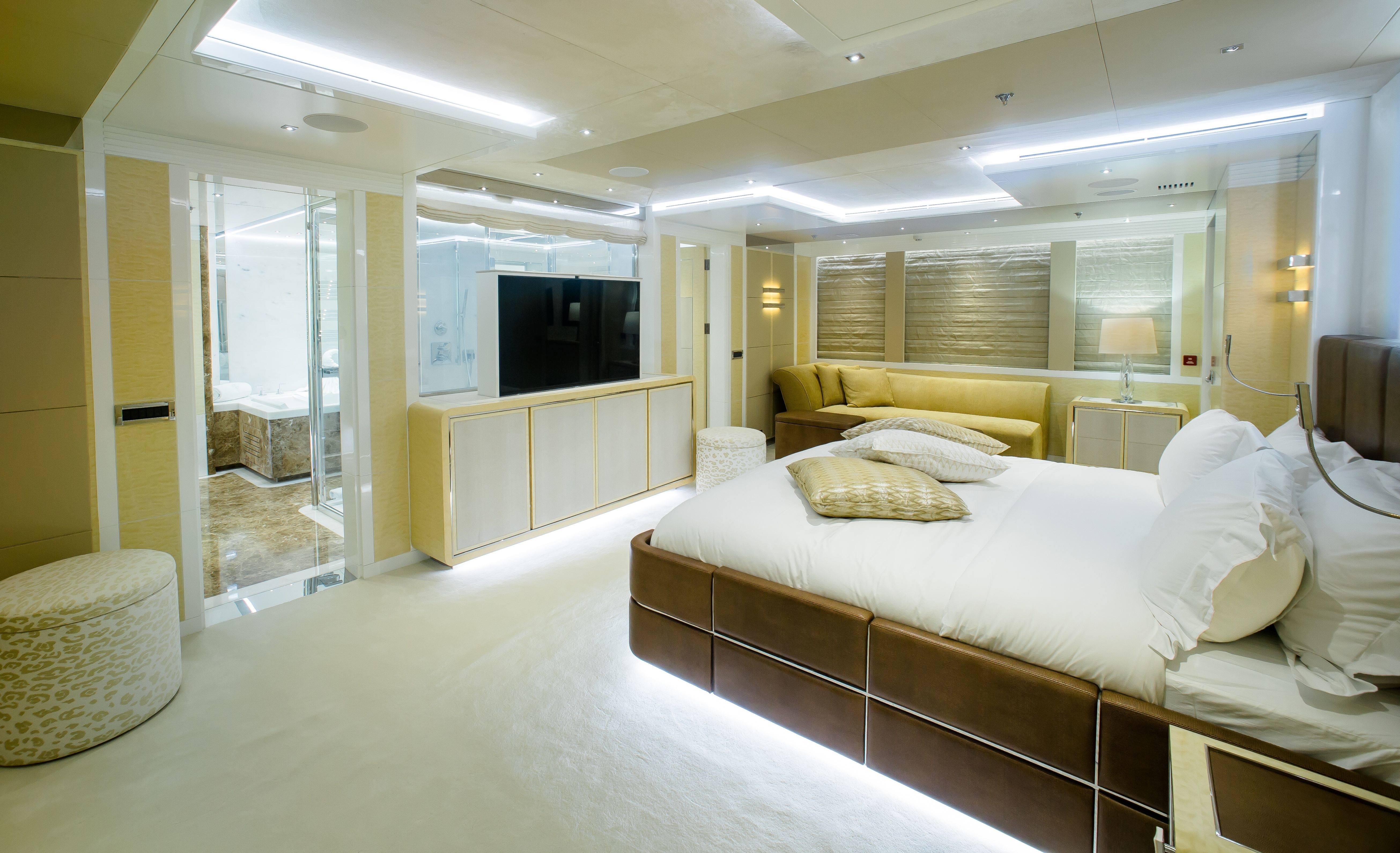 [52m-Yacht-JADE-959]-9990-32.jpg
