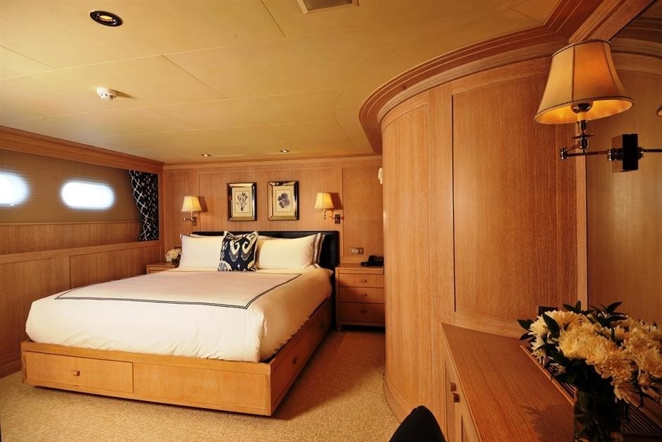 [52m-Yacht-MARIA]-9126-101.jpg