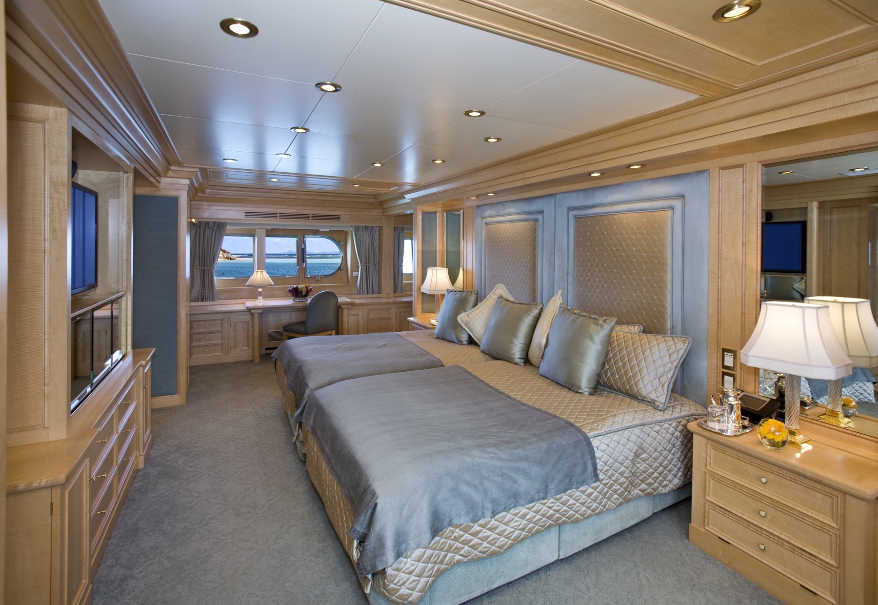 [53m-Yacht-TE-MANU]-938-103.jpg