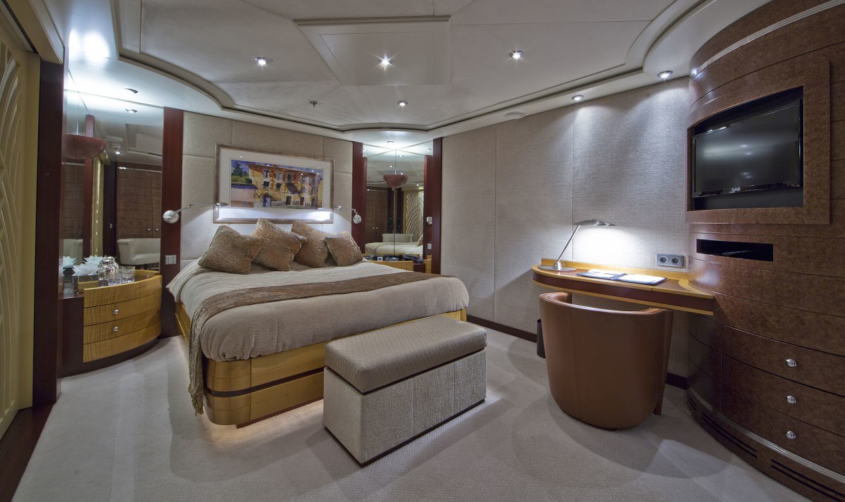 [62m-Yacht-SARAH]-9893-164.jpg