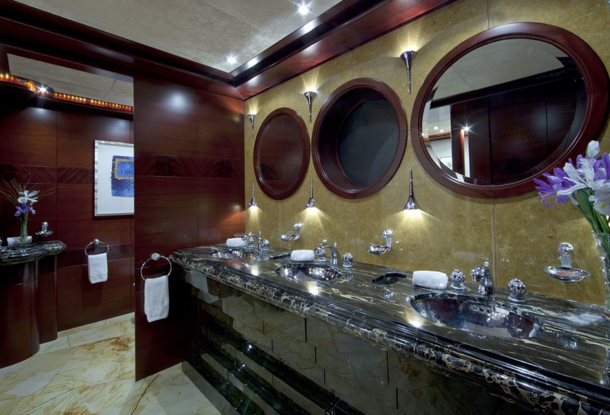 [62m-Yacht-SARAH]-9893-174.jpg