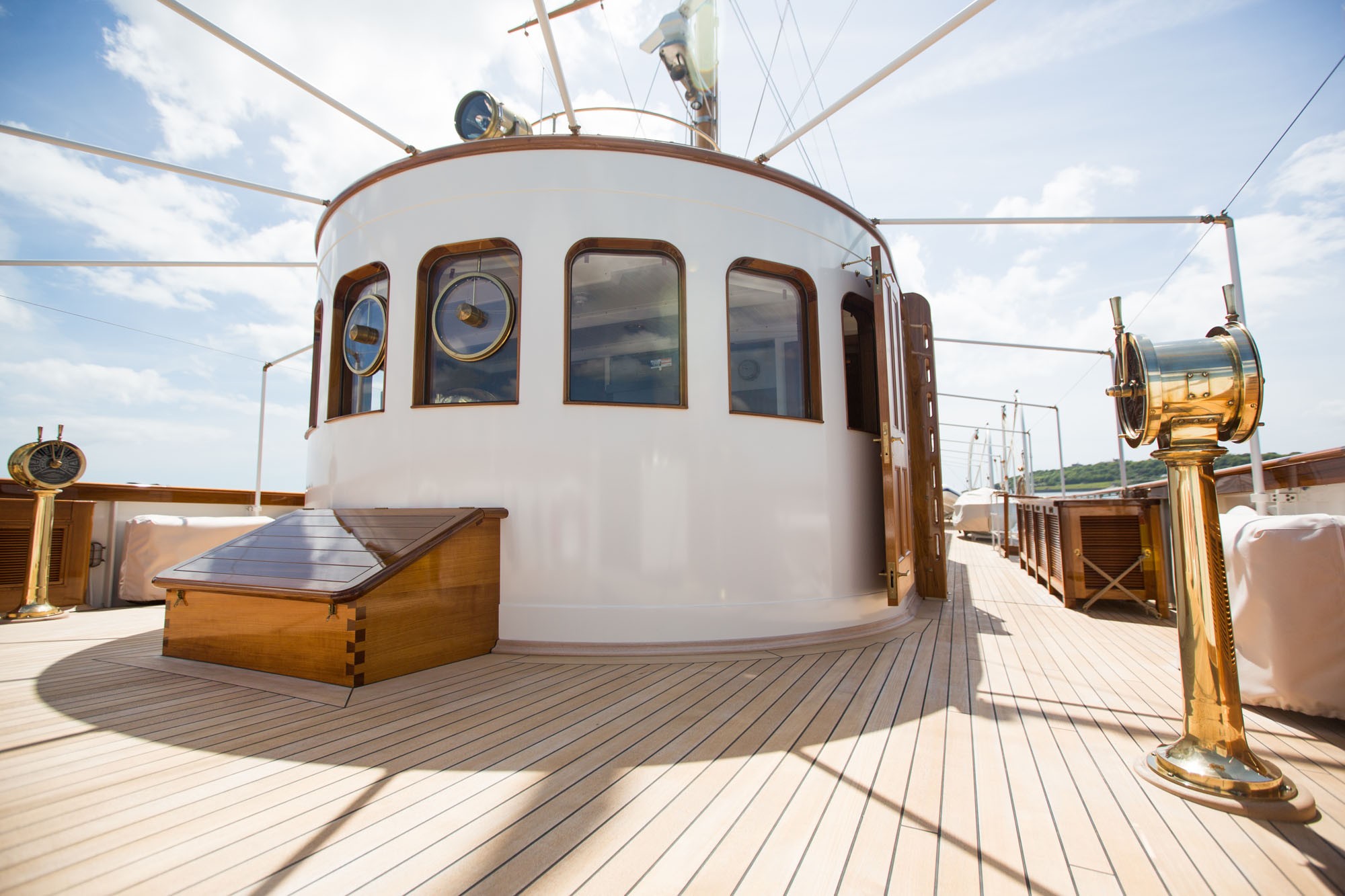[CLASSIC-MOTOR-YACHT-MALAHNE]-9748-17.jpg
