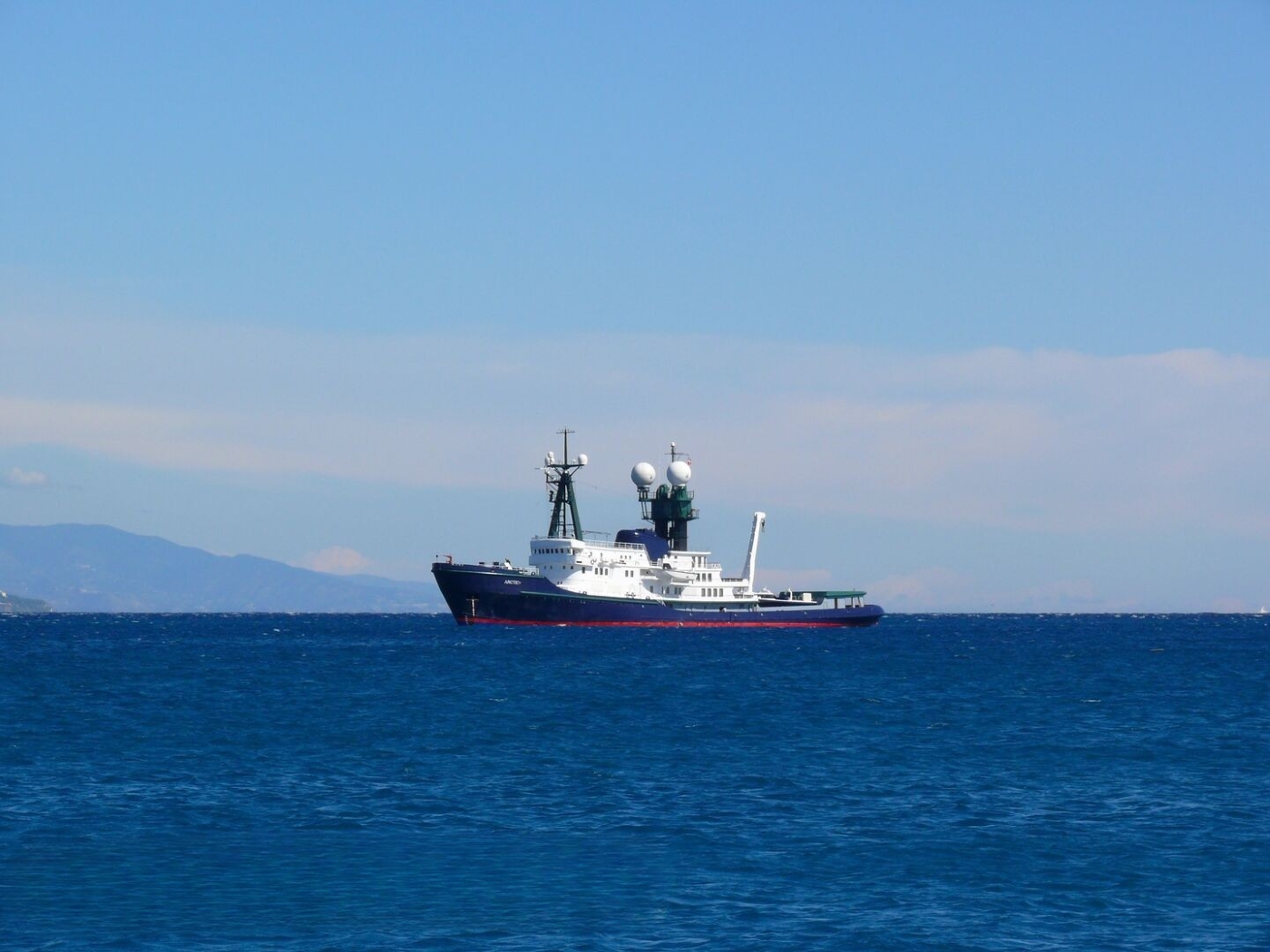 [EXPLORER-YACHT-ARCTIC-P]-9901-15.jpg