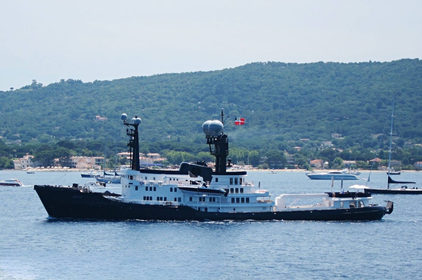 [EXPLORER-YACHT-ARCTIC-P]-9901-18.jpg