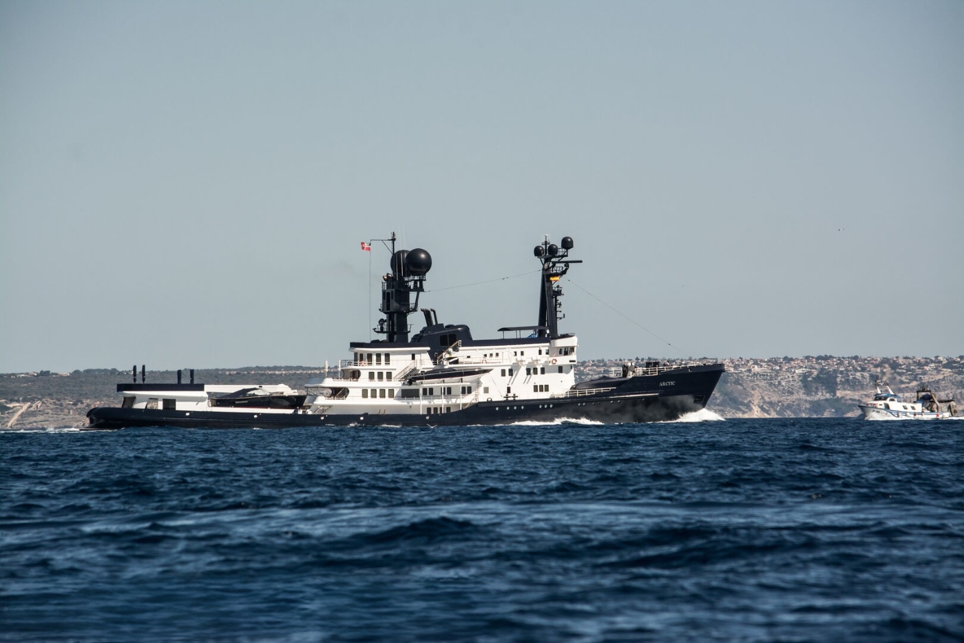 [EXPLORER-YACHT-ARCTIC-P]-9901-8.jpg