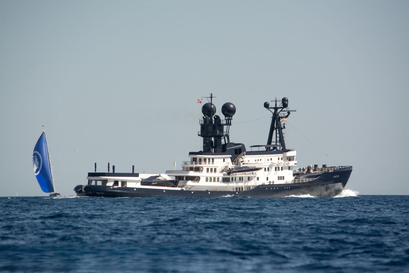 [EXPLORER-YACHT-ARCTIC-P]-9901-9.jpg