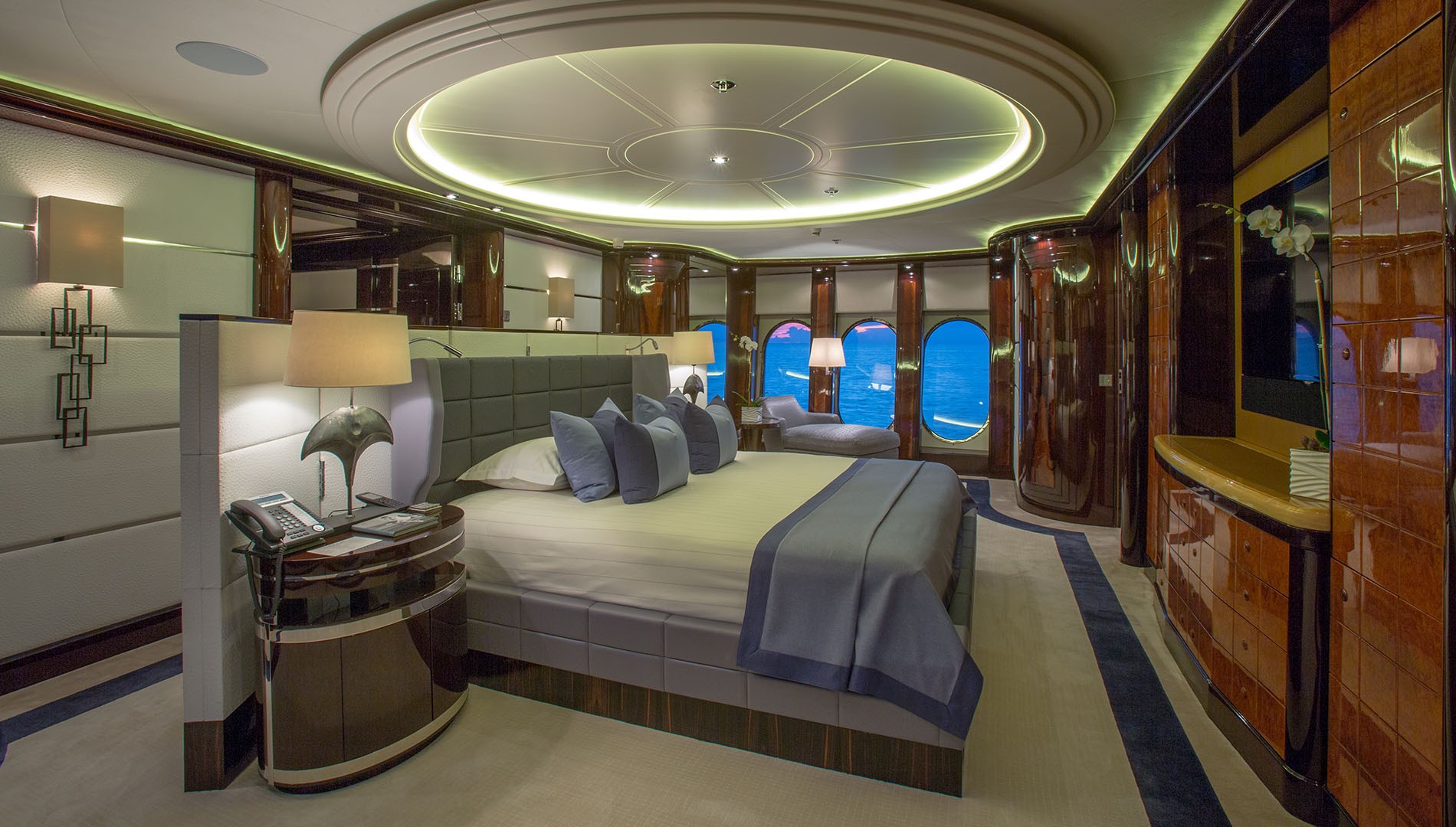[LUXURY-YACHT-EXCELLENCE-III]-994-1.jpg