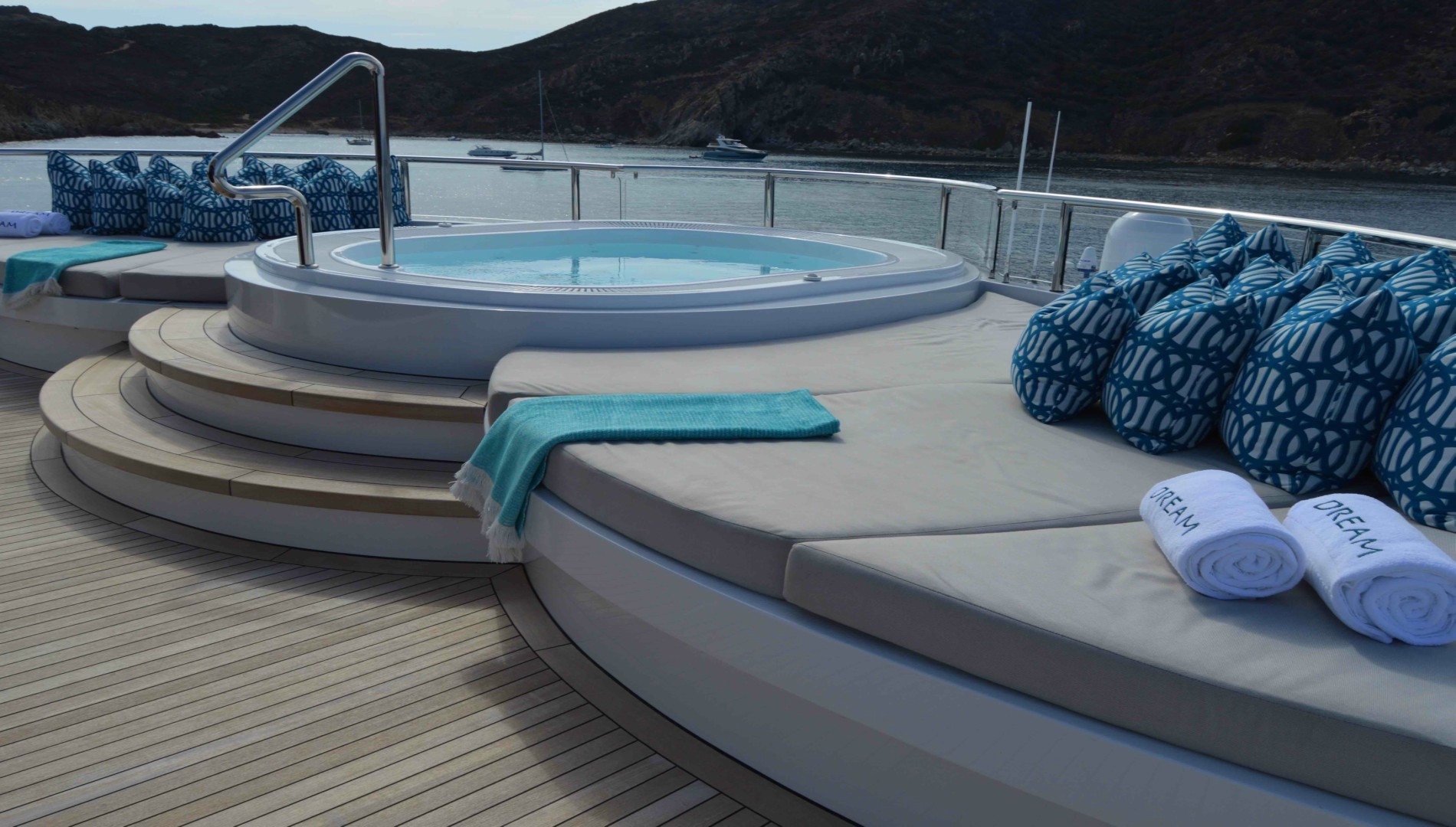 [LUXURY-YACHT-EXCELLENCE-III]-994-6.jpg