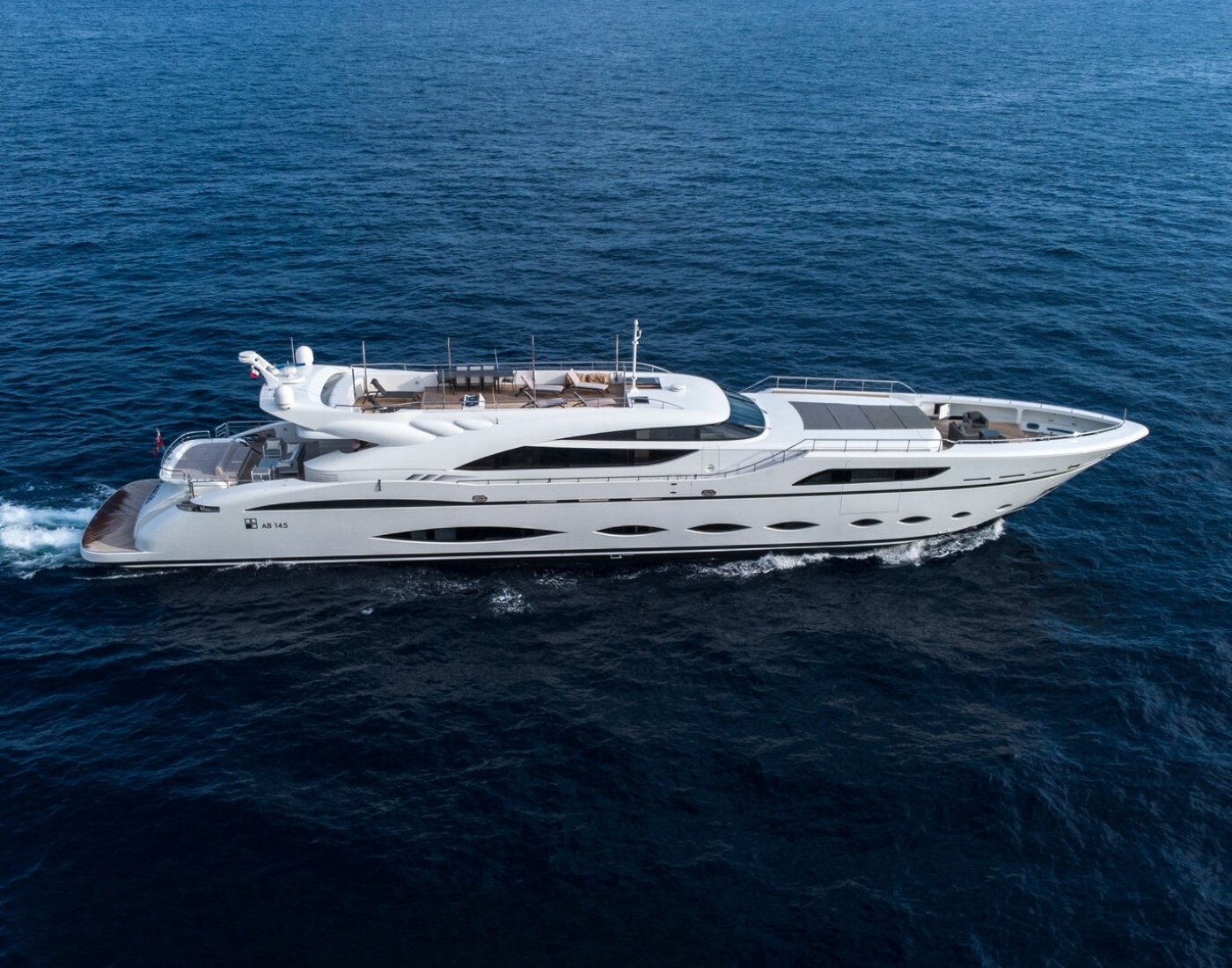 [MOTOR-YACHT-AB]-9919-8.jpg