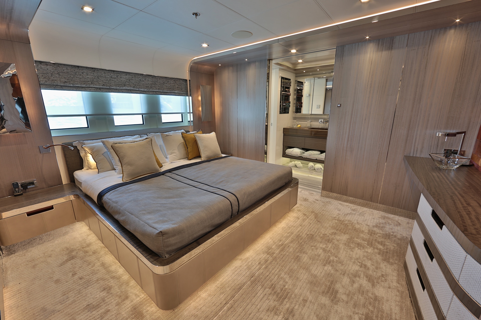 [MOTOR-YACHT-BILGIN---HULL]-9974-11.jpg