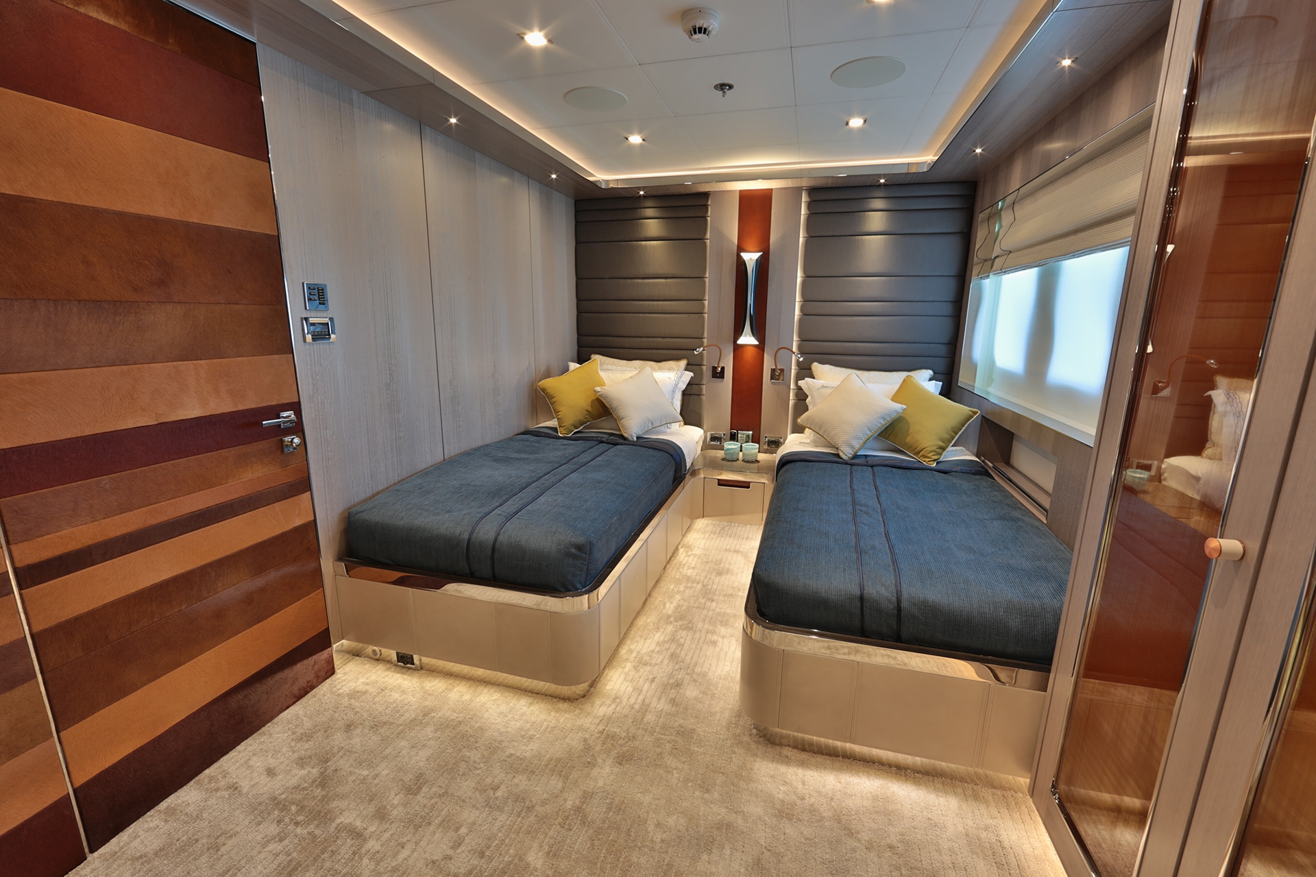 [MOTOR-YACHT-BILGIN---HULL]-9974-12.jpg