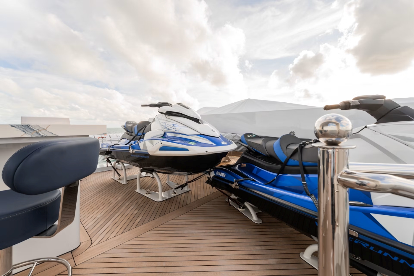 [MOTOR-YACHT-ESPRESSO-III-EX-BURNA-EX-POSITIVE-CARRY]-9063-48.jpg
