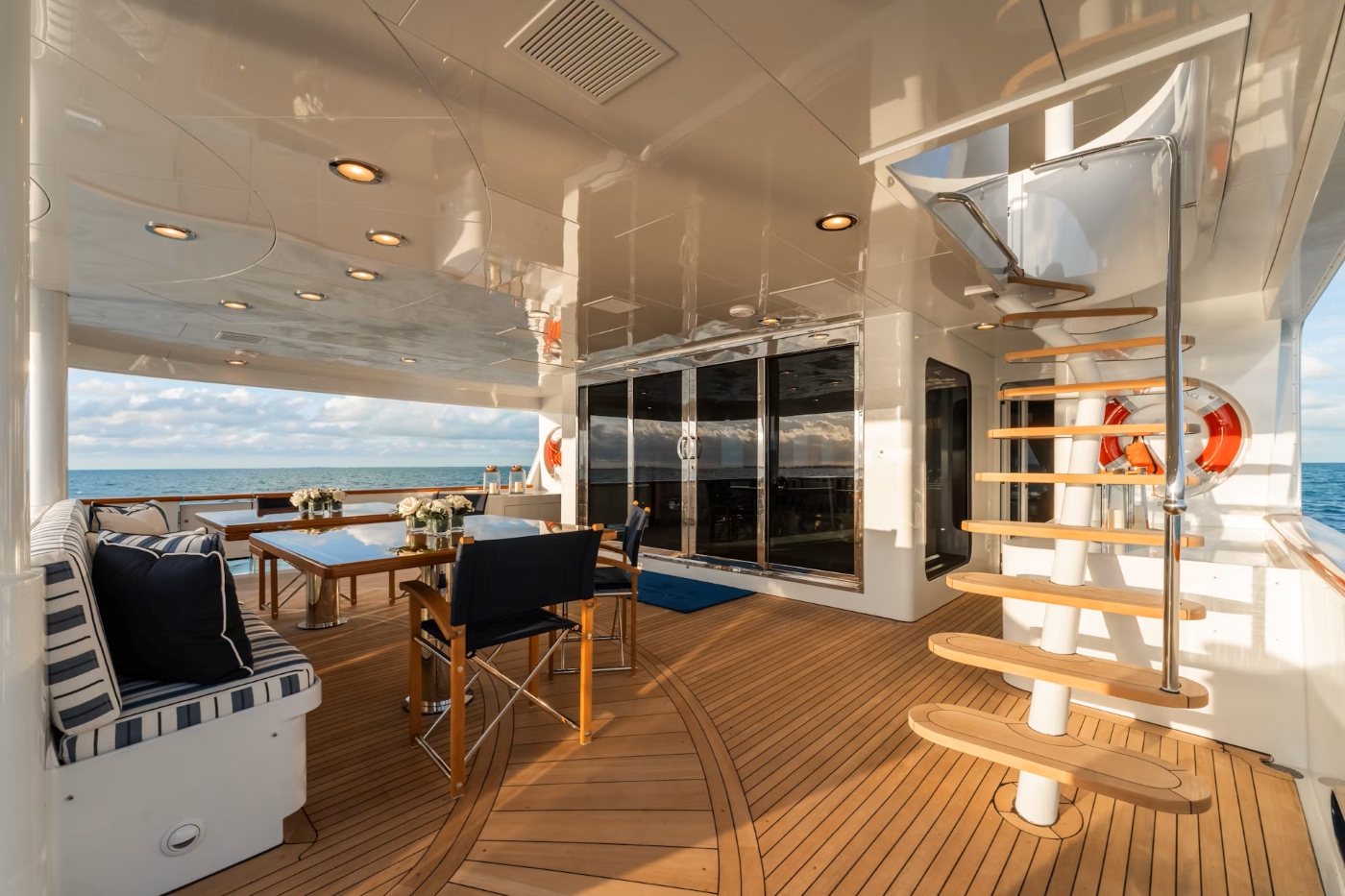 [MOTOR-YACHT-ESPRESSO-III-EX-BURNA-EX-POSITIVE-CARRY]-9063-52.jpg