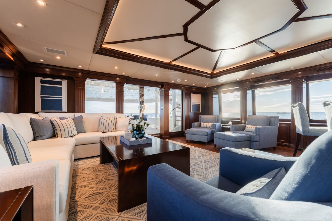 [MOTOR-YACHT-ESPRESSO-III-EX-BURNA-EX-POSITIVE-CARRY]-9063-58.jpg