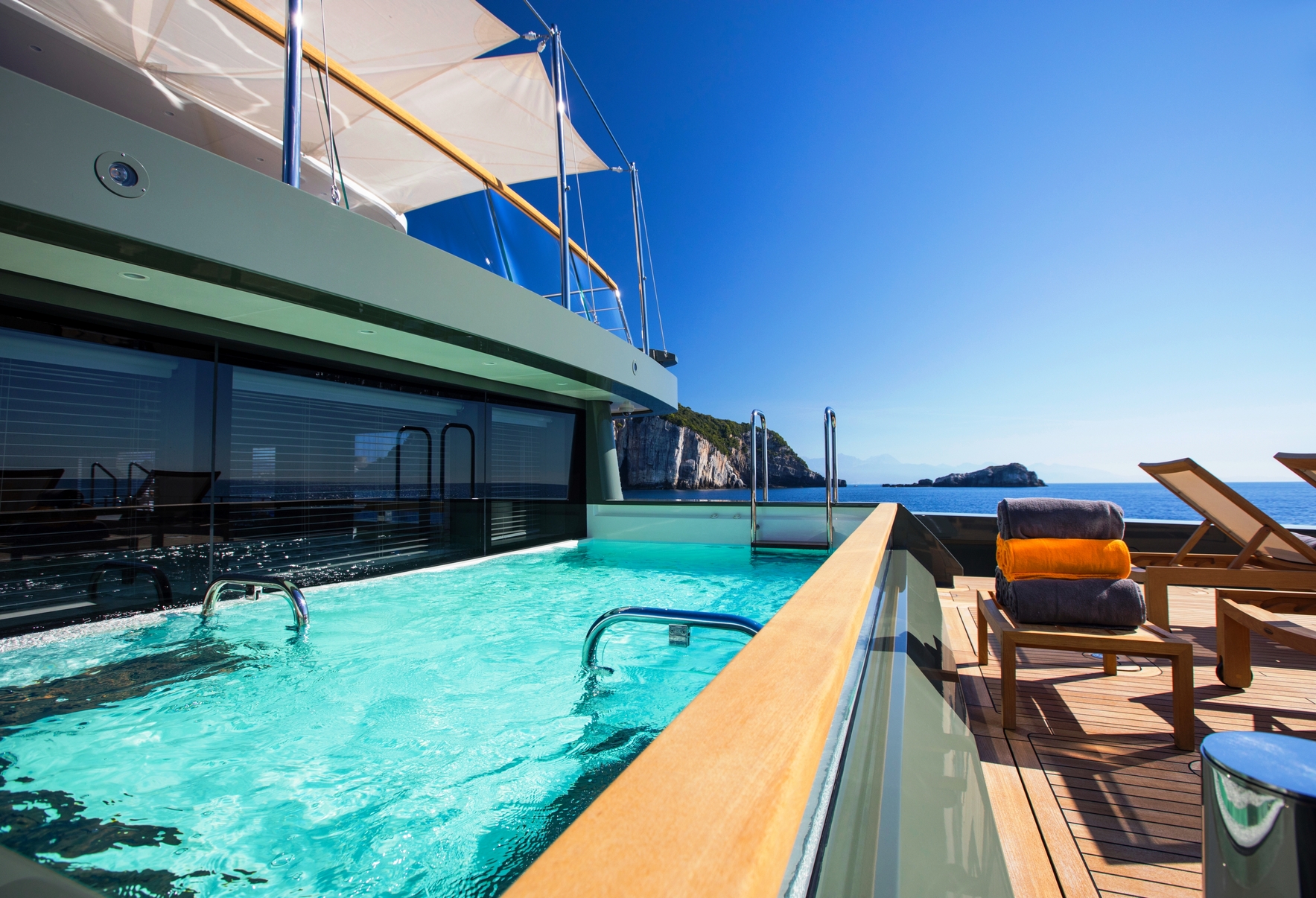 [MOTOR-YACHT-EXP]-9301-11.jpg