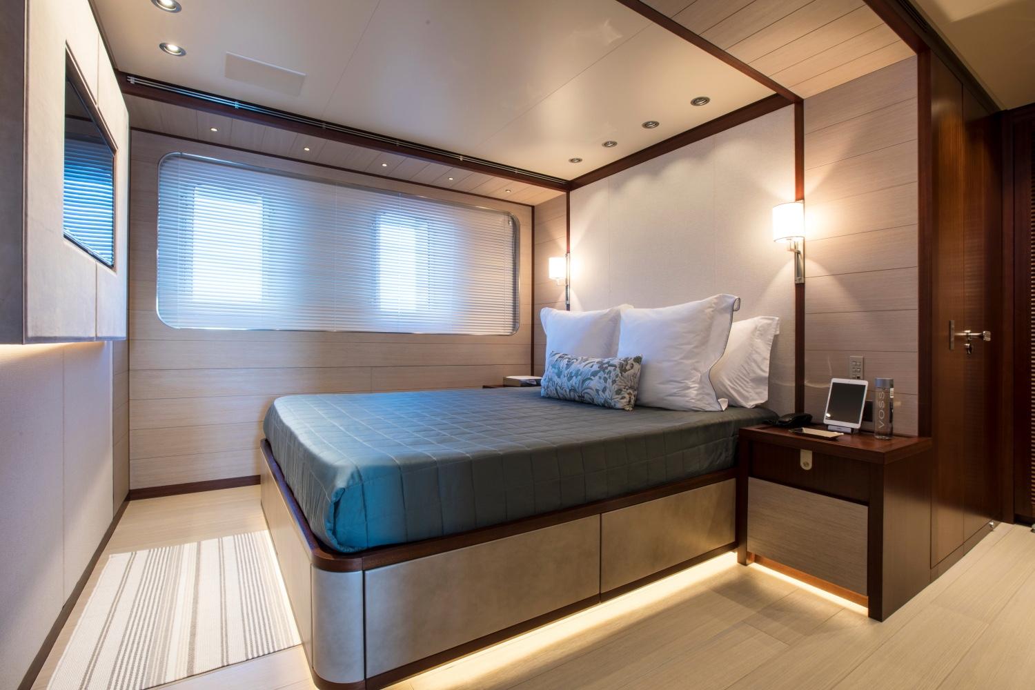 [MOTOR-YACHT-EXP]-9301-5.jpg