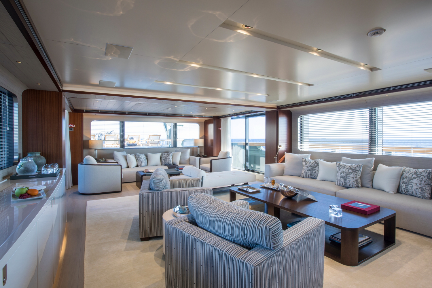 [MOTOR-YACHT-EXP]-9301-7.jpg