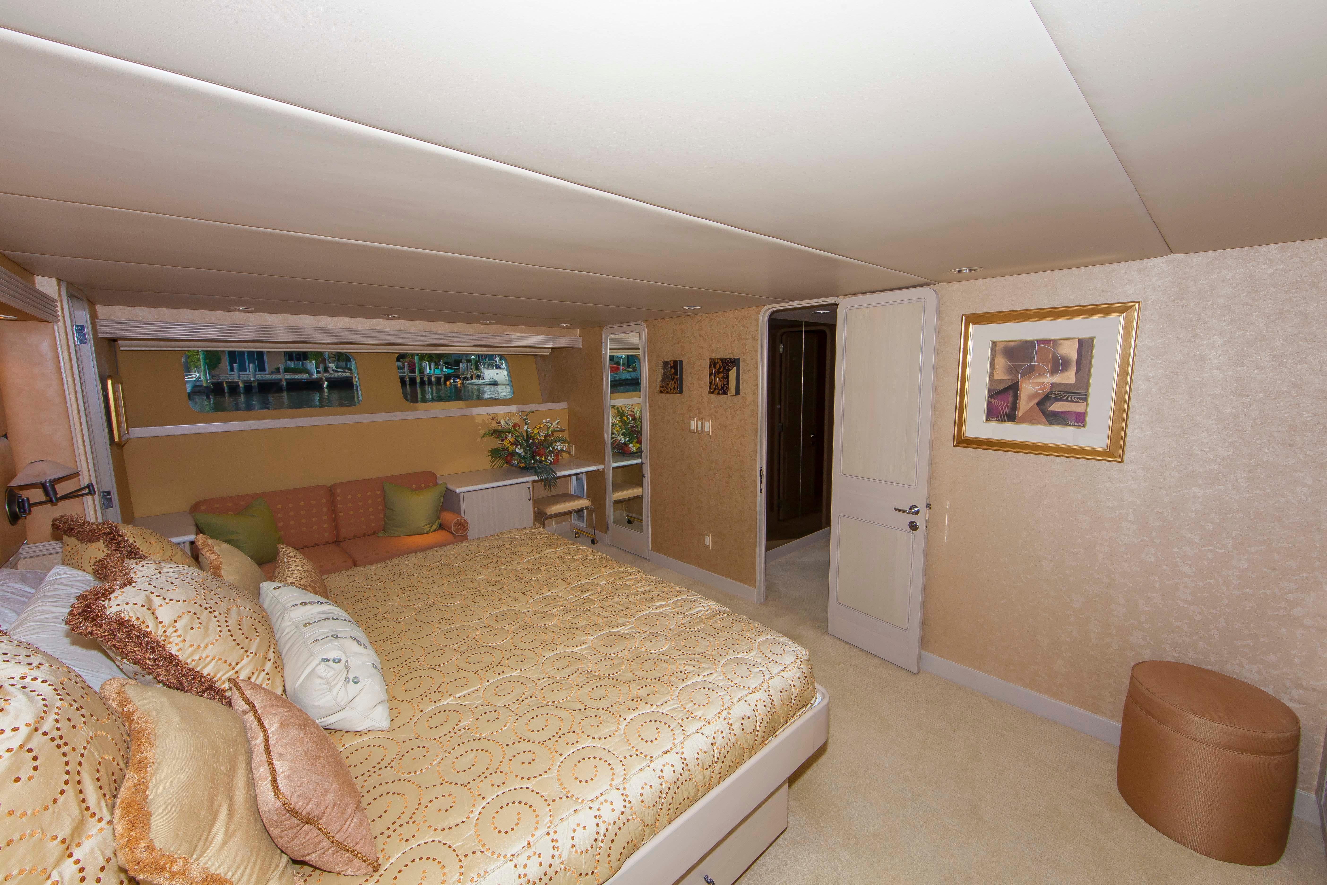 [MOTOR-YACHT-GOLDEN-TOUCH]-9384-16.jpg