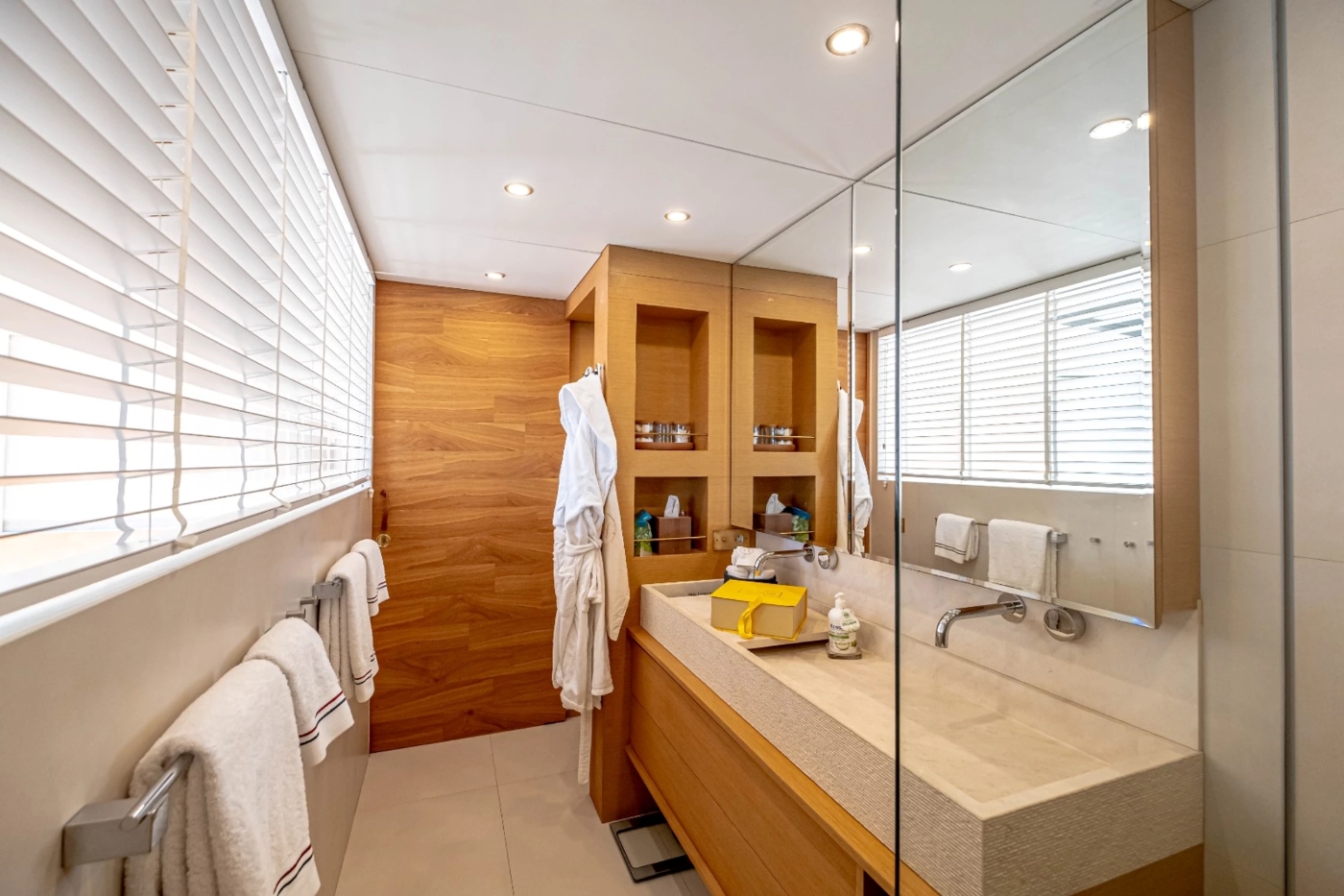[MOTOR-YACHT-HARUN]-9894-37.jpg