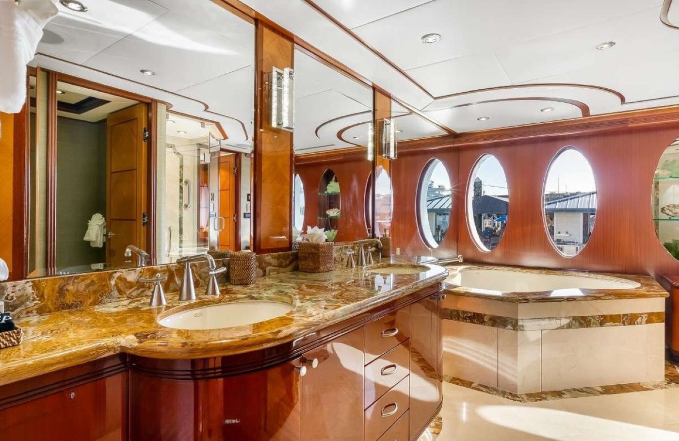 [MOTOR-YACHT-JUST-ENOUGH]-9241-61.jpg