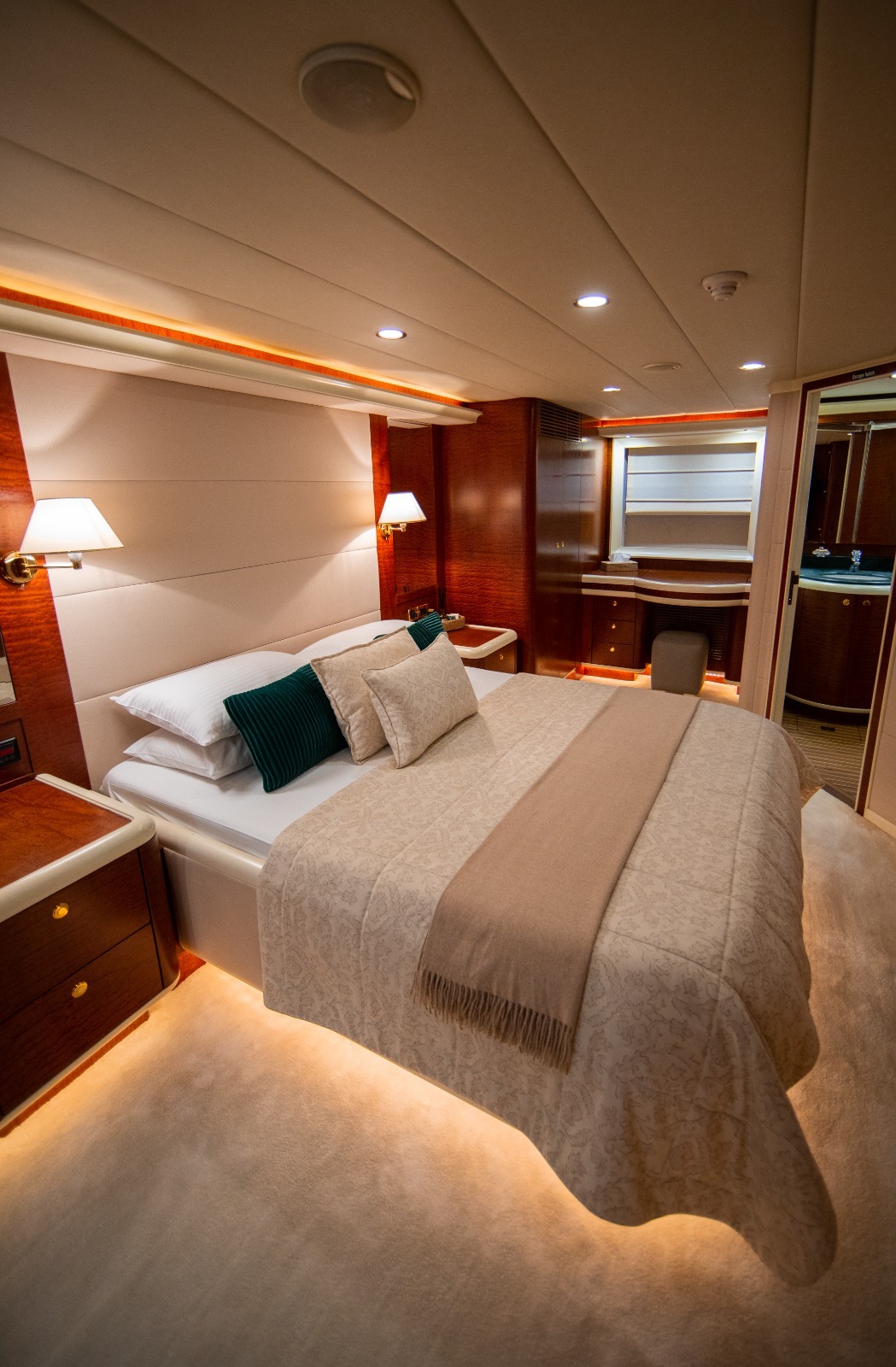 [MOTOR-YACHT-MABRUK-III]-937-19.jpg