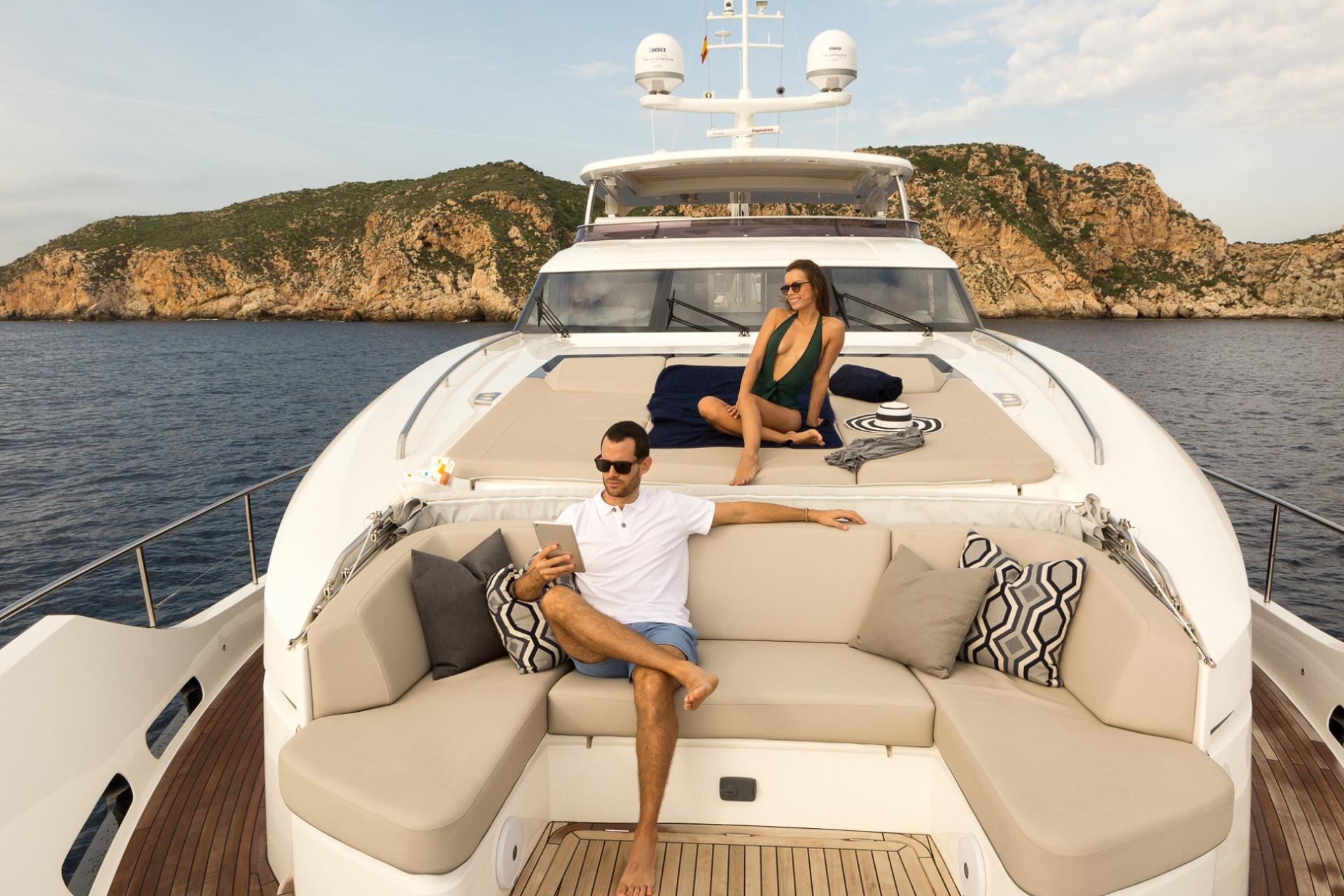 [MOTOR-YACHT-PRINCESS-M]-9741-1.jpg