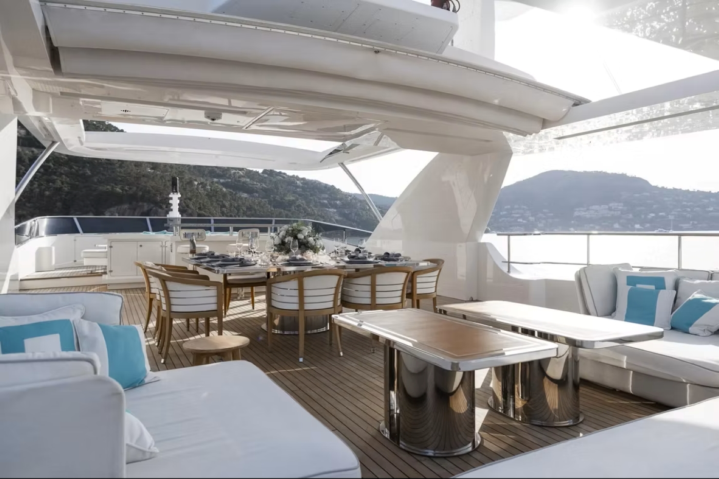 [MOTOR-YACHT-SOY-AMOR-BY]-9039-98.jpg
