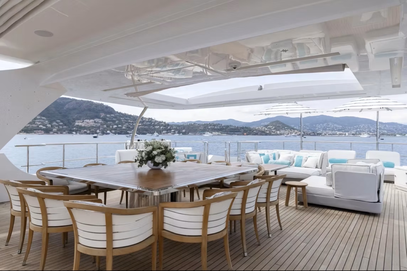 [MOTOR-YACHT-SOY-AMOR-BY]-9039-99.jpg