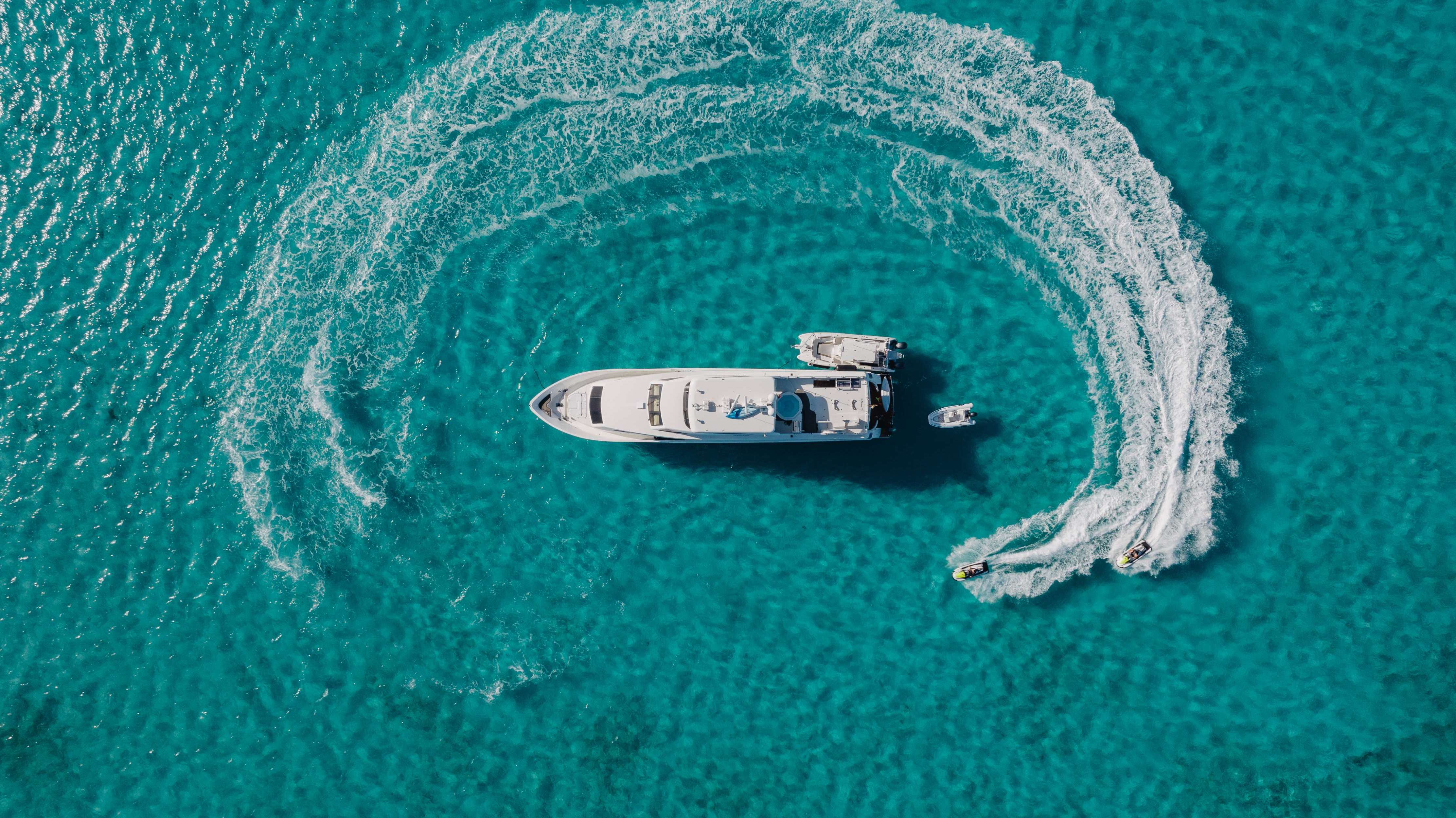 [MOTOR-YACHT-VITESSE]-9941-1.jpg