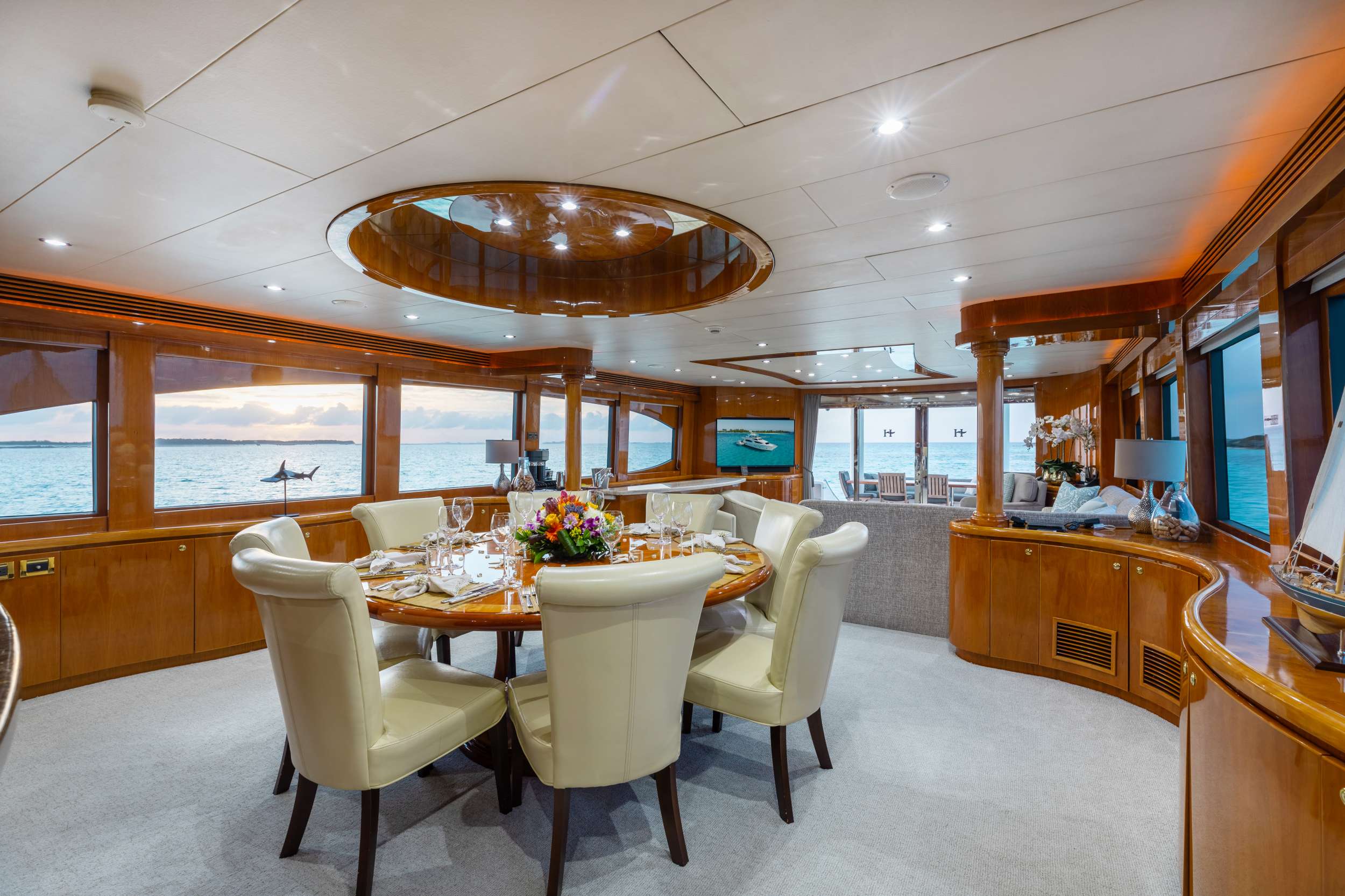 [MOTOR-YACHT-VITESSE]-9941-2.jpg