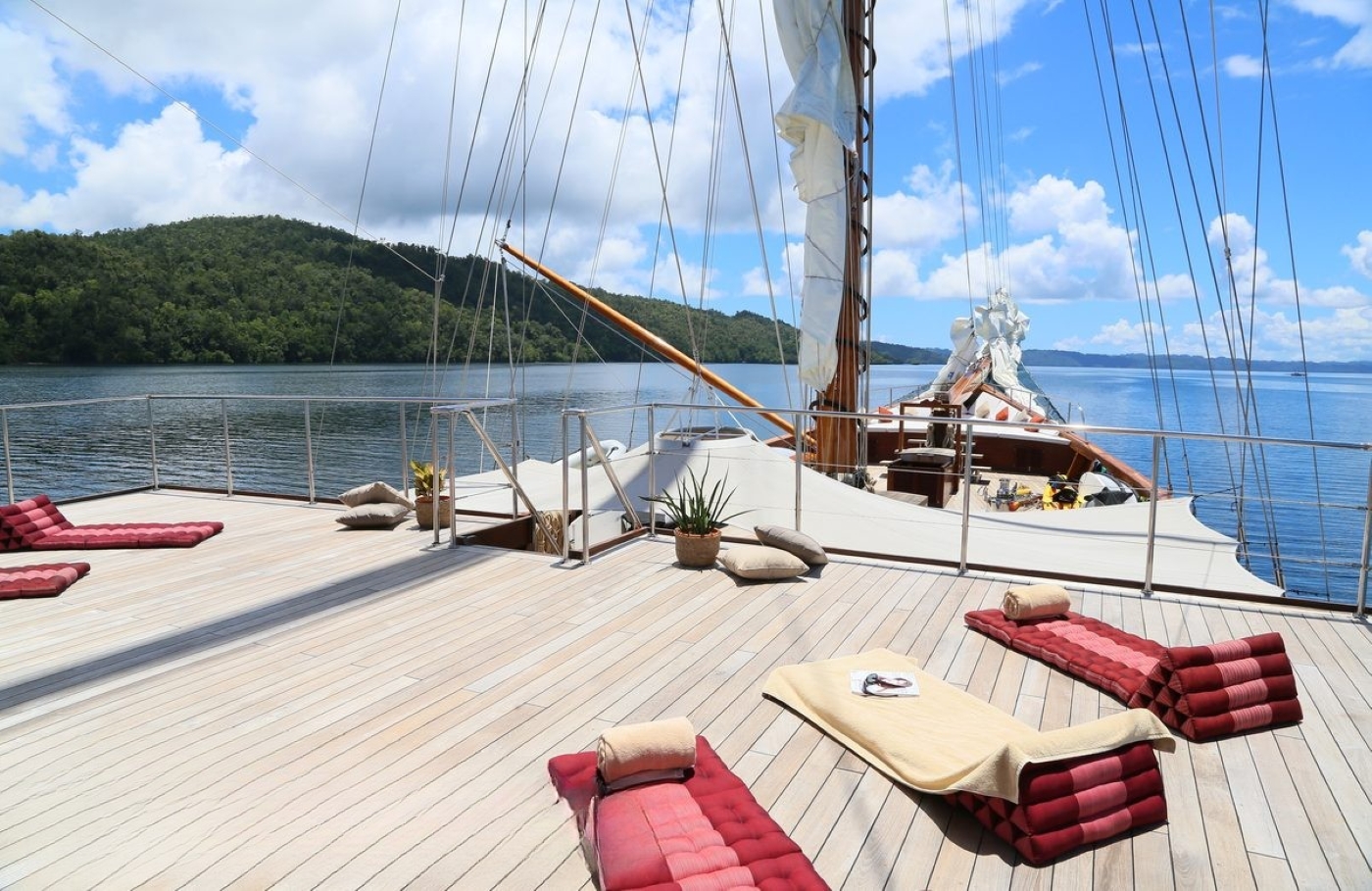 [TRADITIONAL-PHINISI-YACHT-LAMINA]-9545-61.jpg