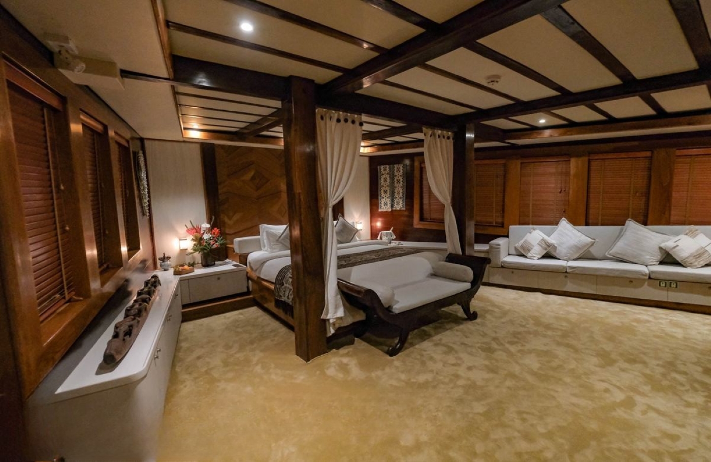 [TRADITIONAL-PHINISI-YACHT-LAMINA]-9545-70.jpg