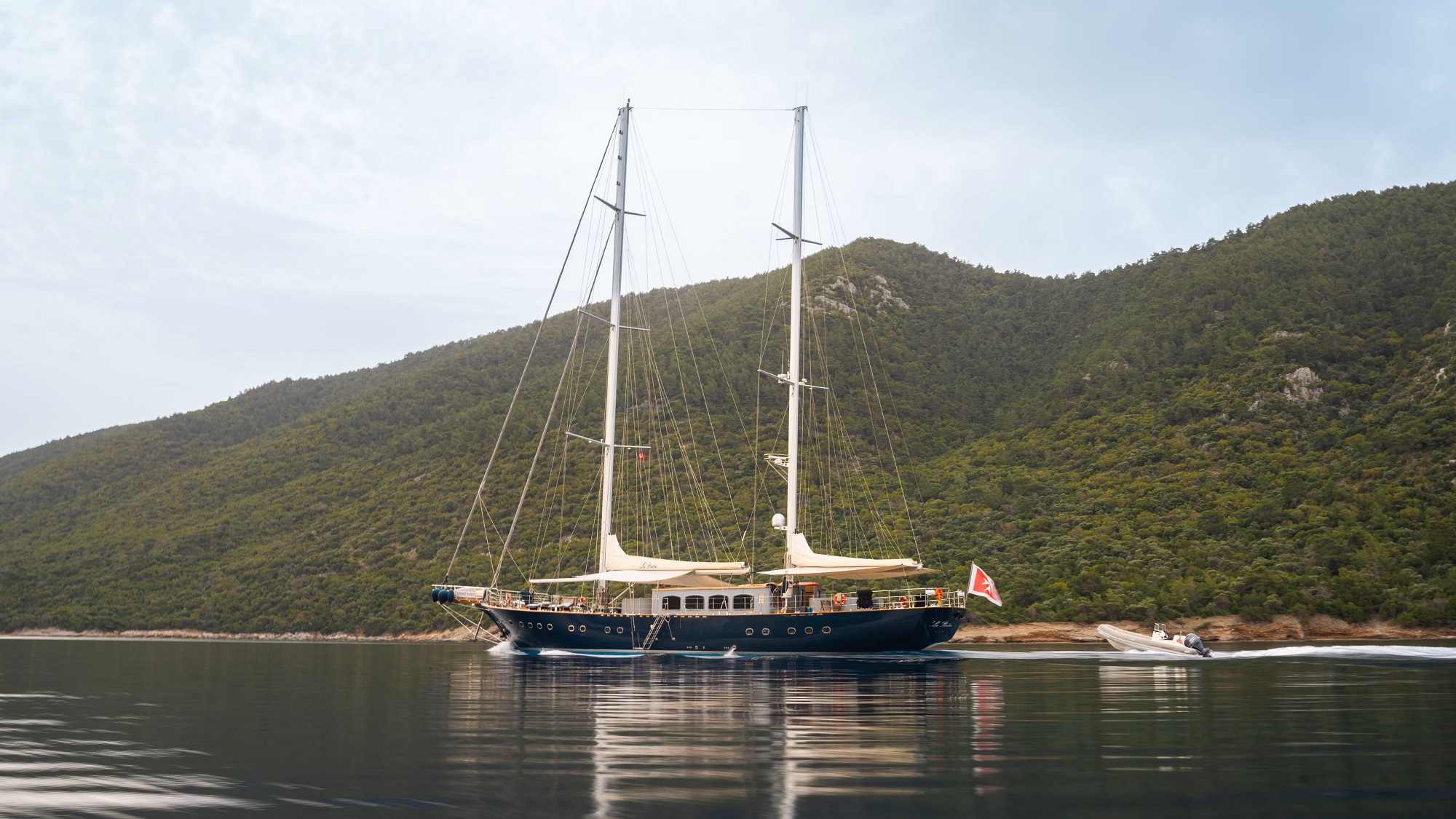 102 Superyacht LE PIETRE.jpg