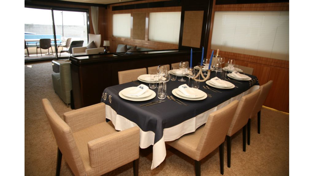 1289037286_motoryacht_tutku__14-1024-576.jpg