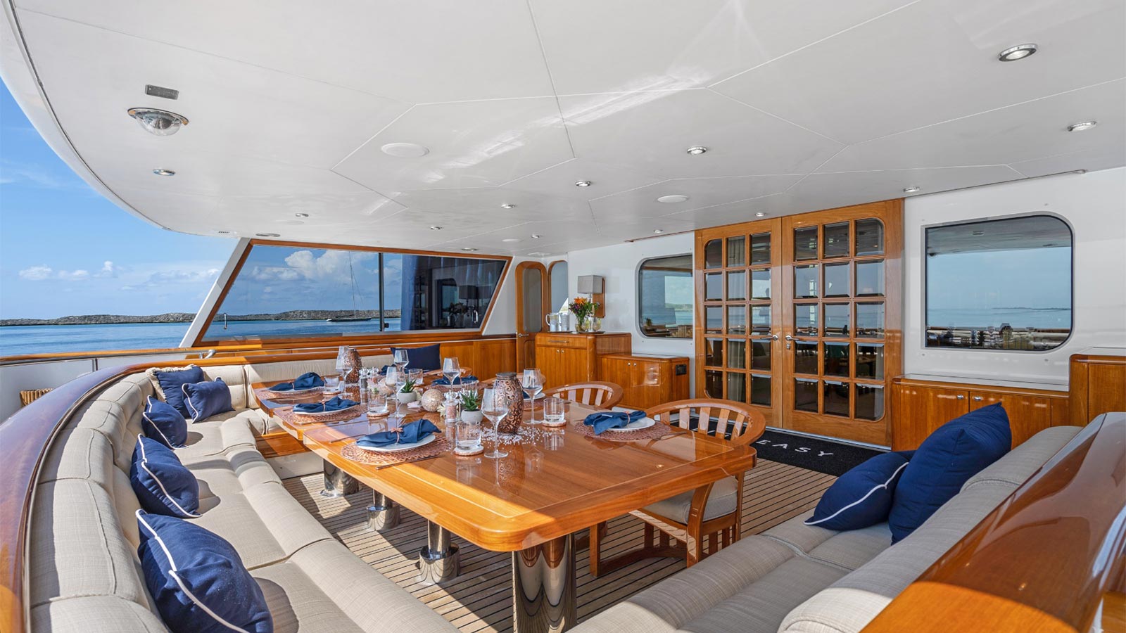 147_-Hakvoort_Big-Easy_Exteriors-3-WEB-SIZE_mda.jpg