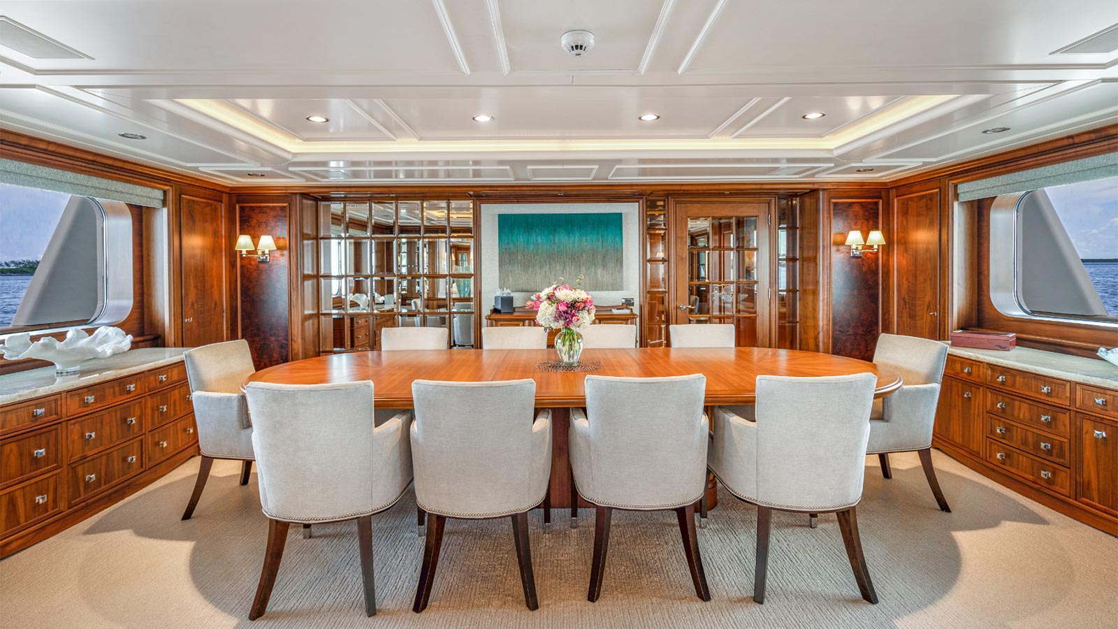 147_-Hakvoort_Big-Easy_Interiors34-WEB-SIZE_main-salon-dining.jpg