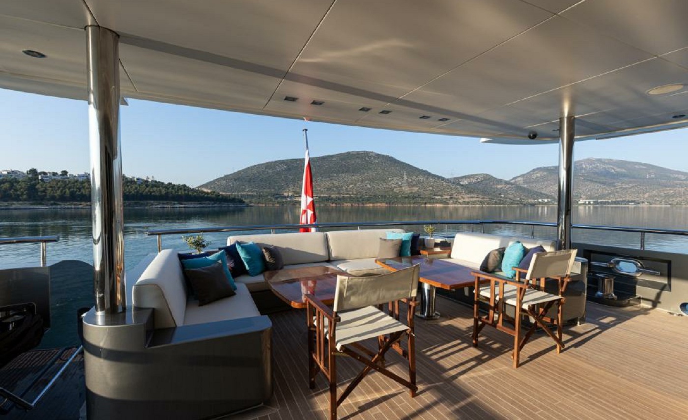 2.4 Aft view from main deck dining.jpg