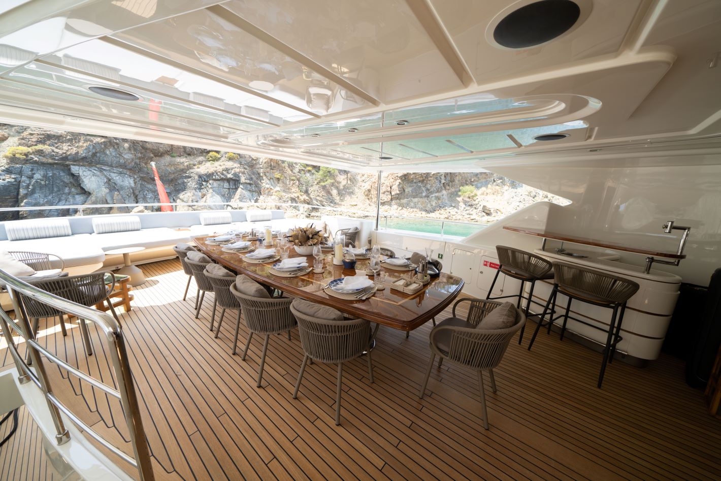 211 Upper deck dining.jpg