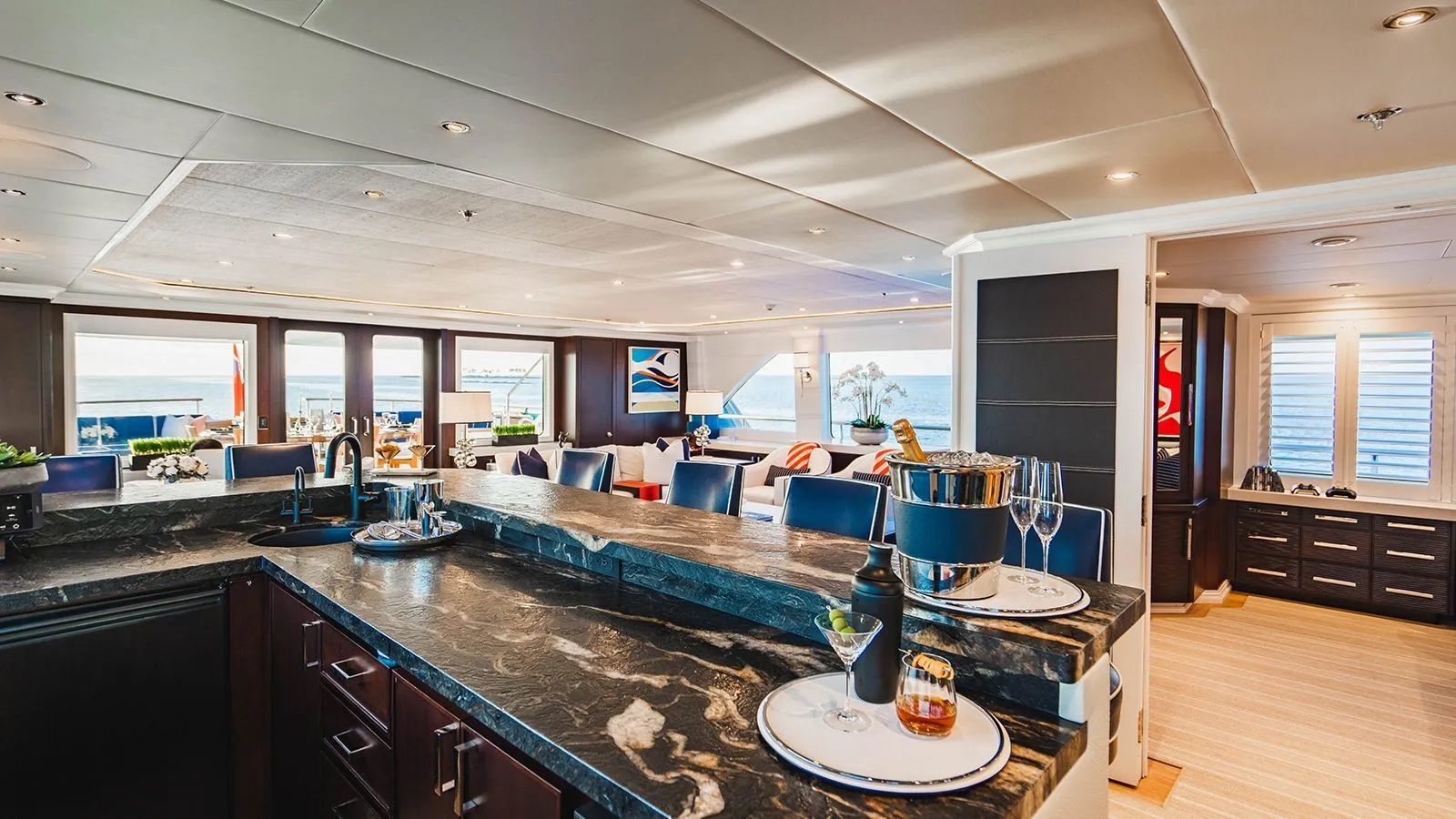 302 Bar on Upper deck.jpg