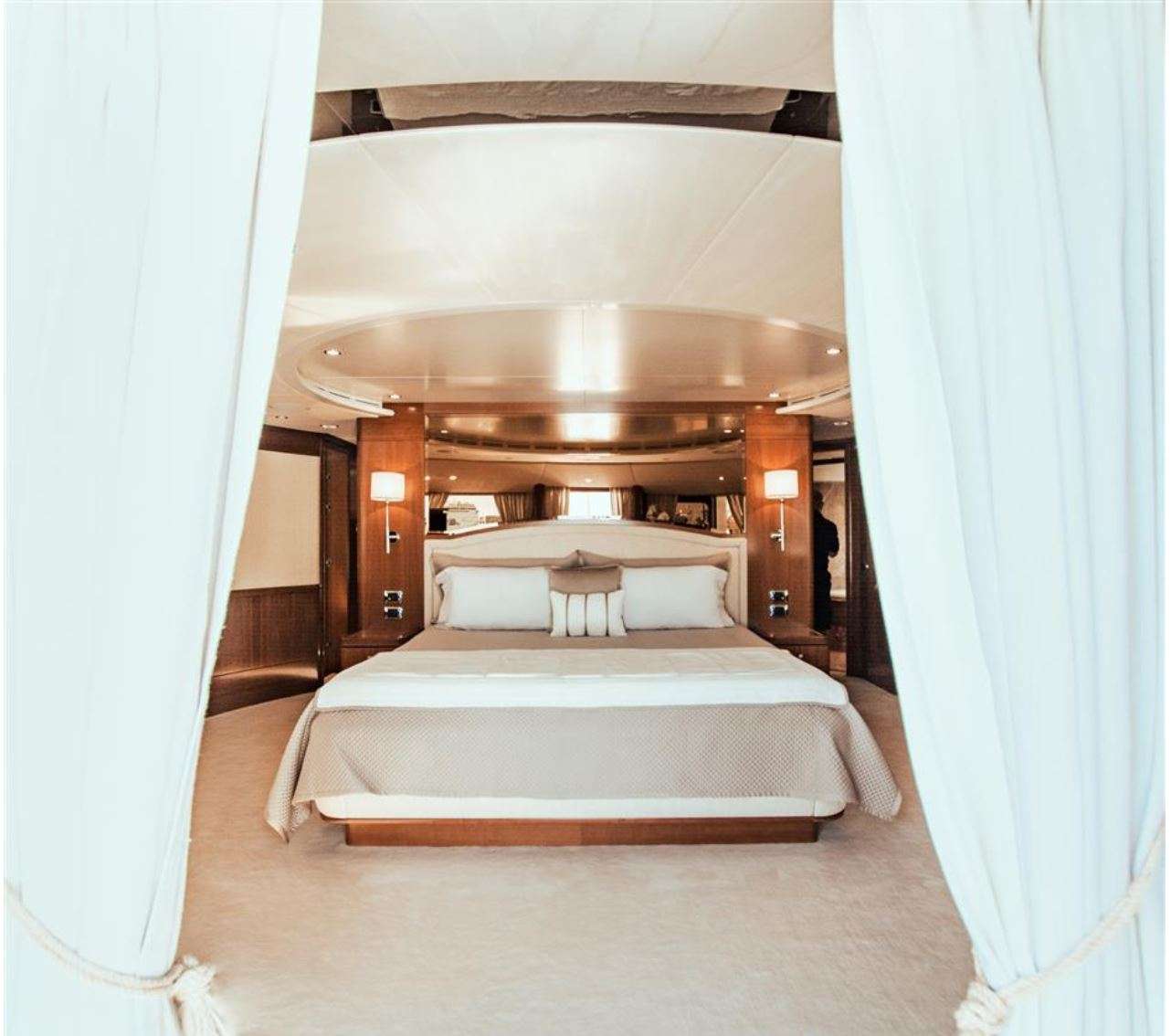 6816brochure19.jpg