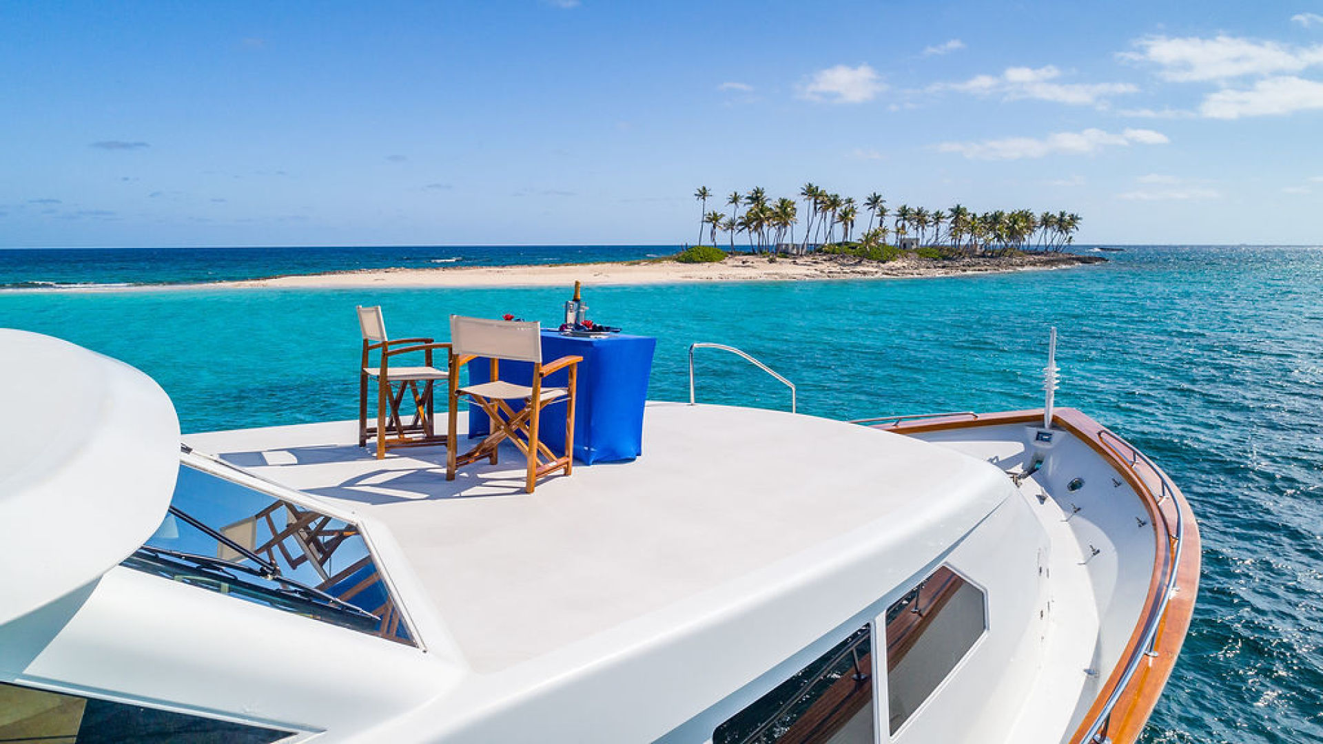 ALEXANDRA JANE Exterior - Foredeck 1.jpg