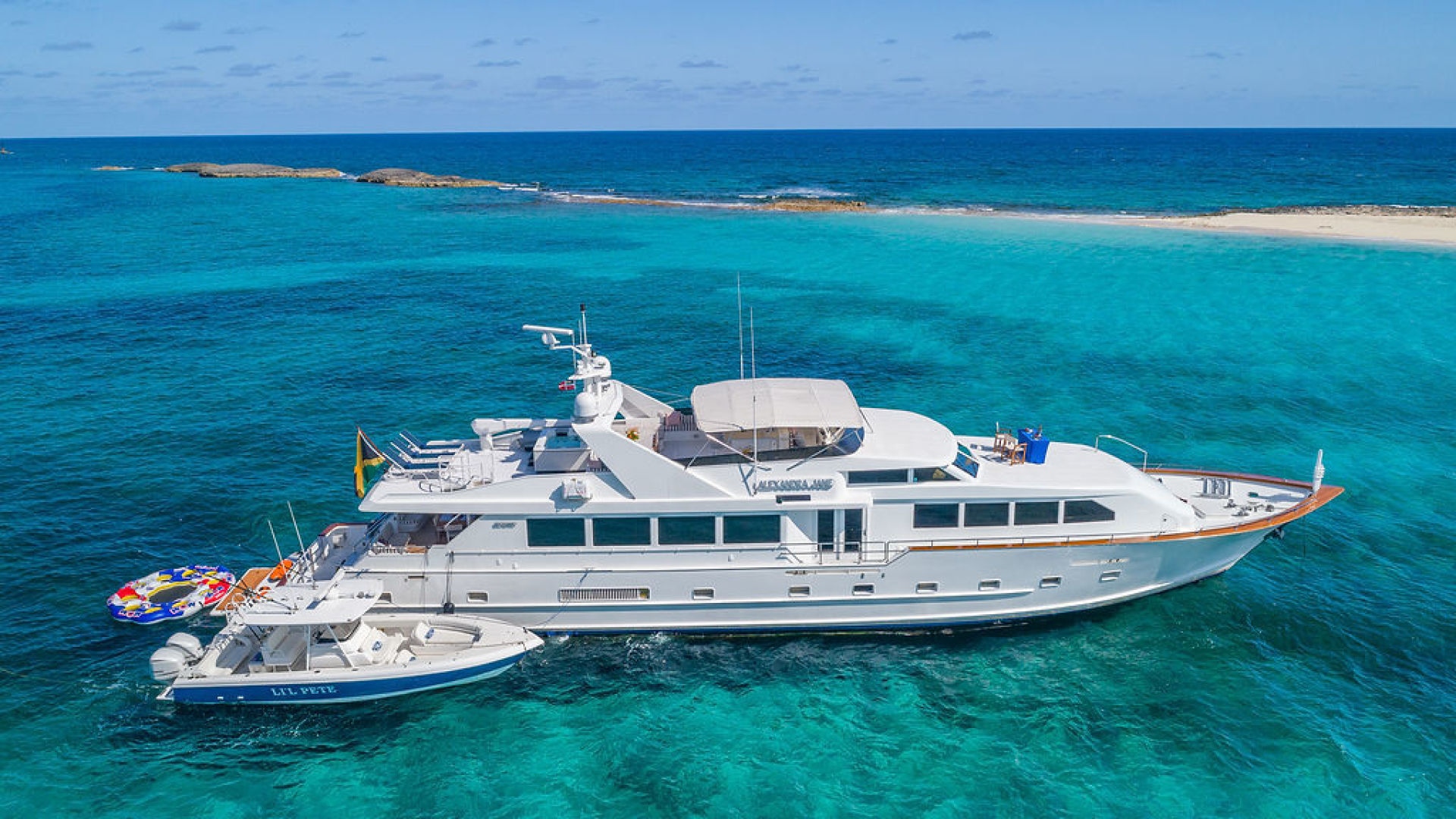 ALEXANDRA JANE Exterior 6.jpg