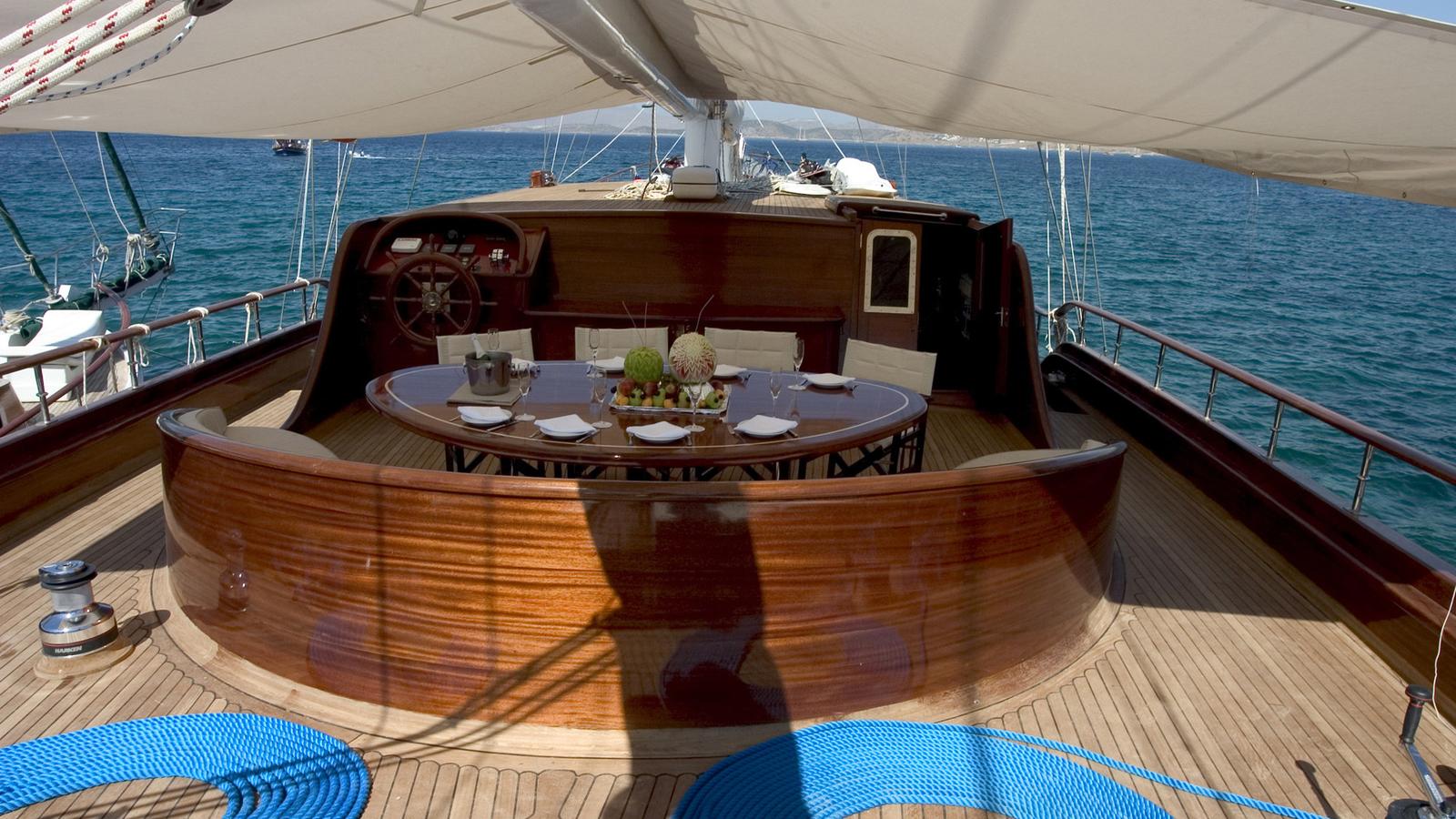 Alfresco dining  00002.jpg